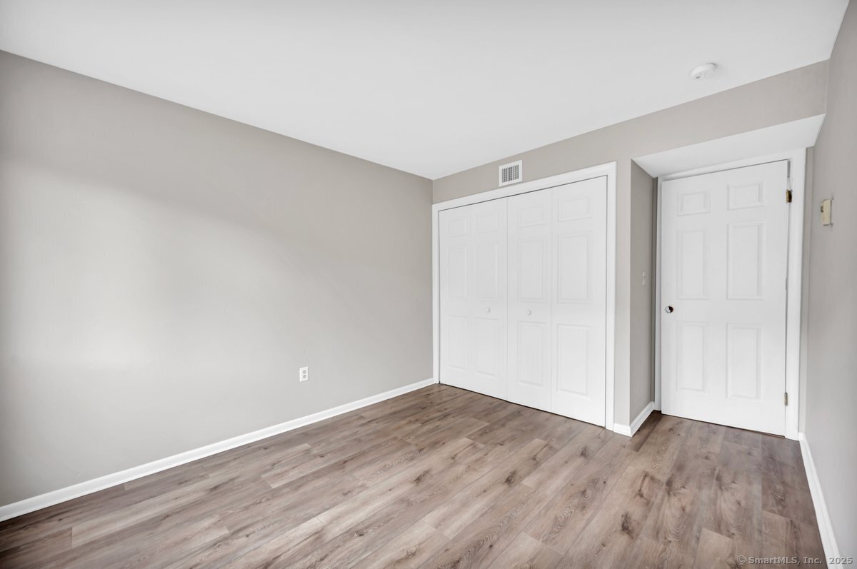 1 Willow Court 1