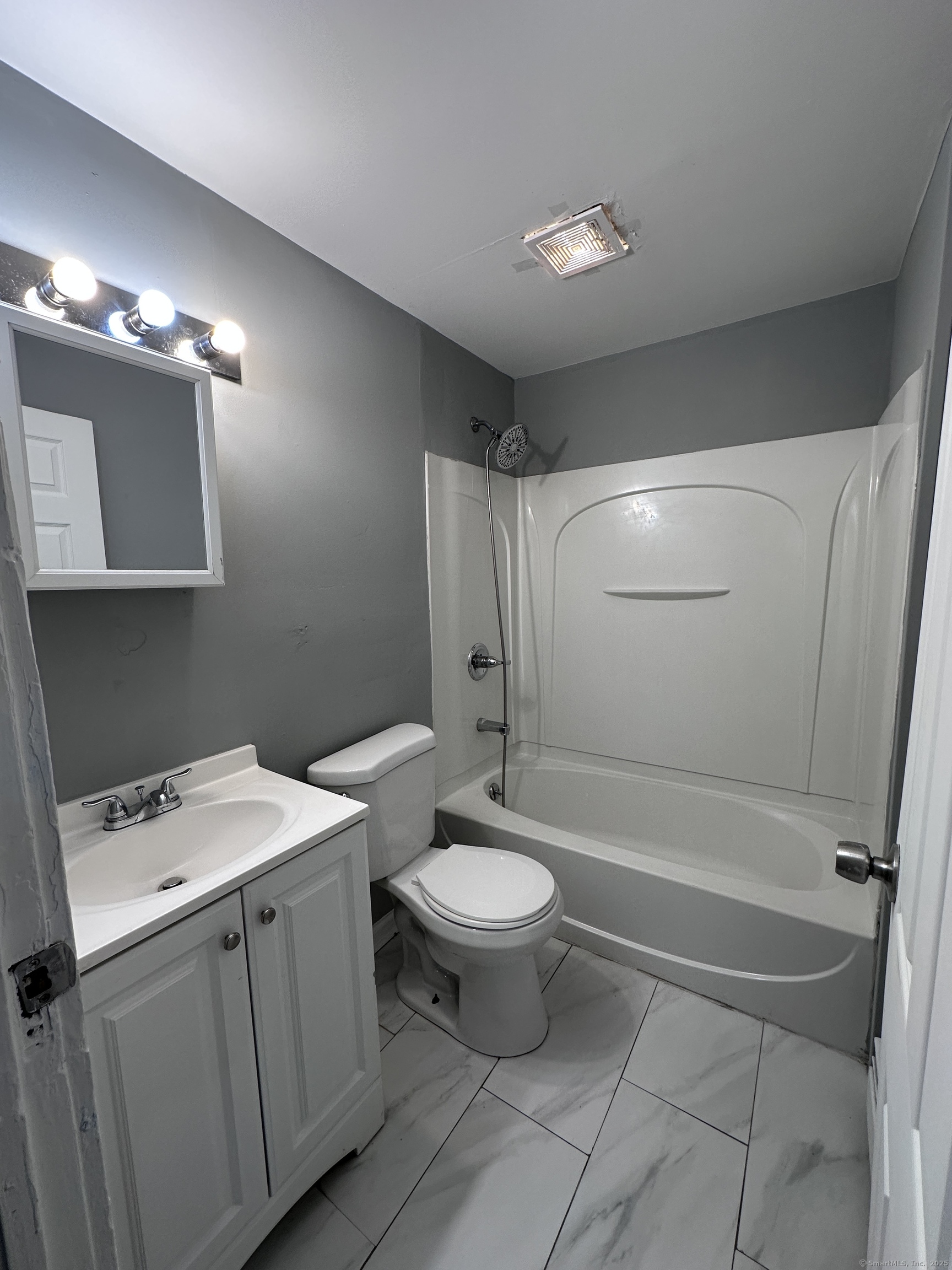 889 East Street 1st Floor