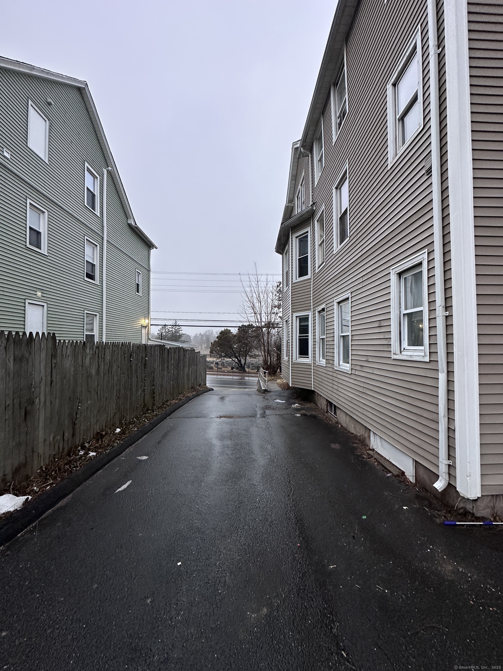 889 East Street 1st Floor