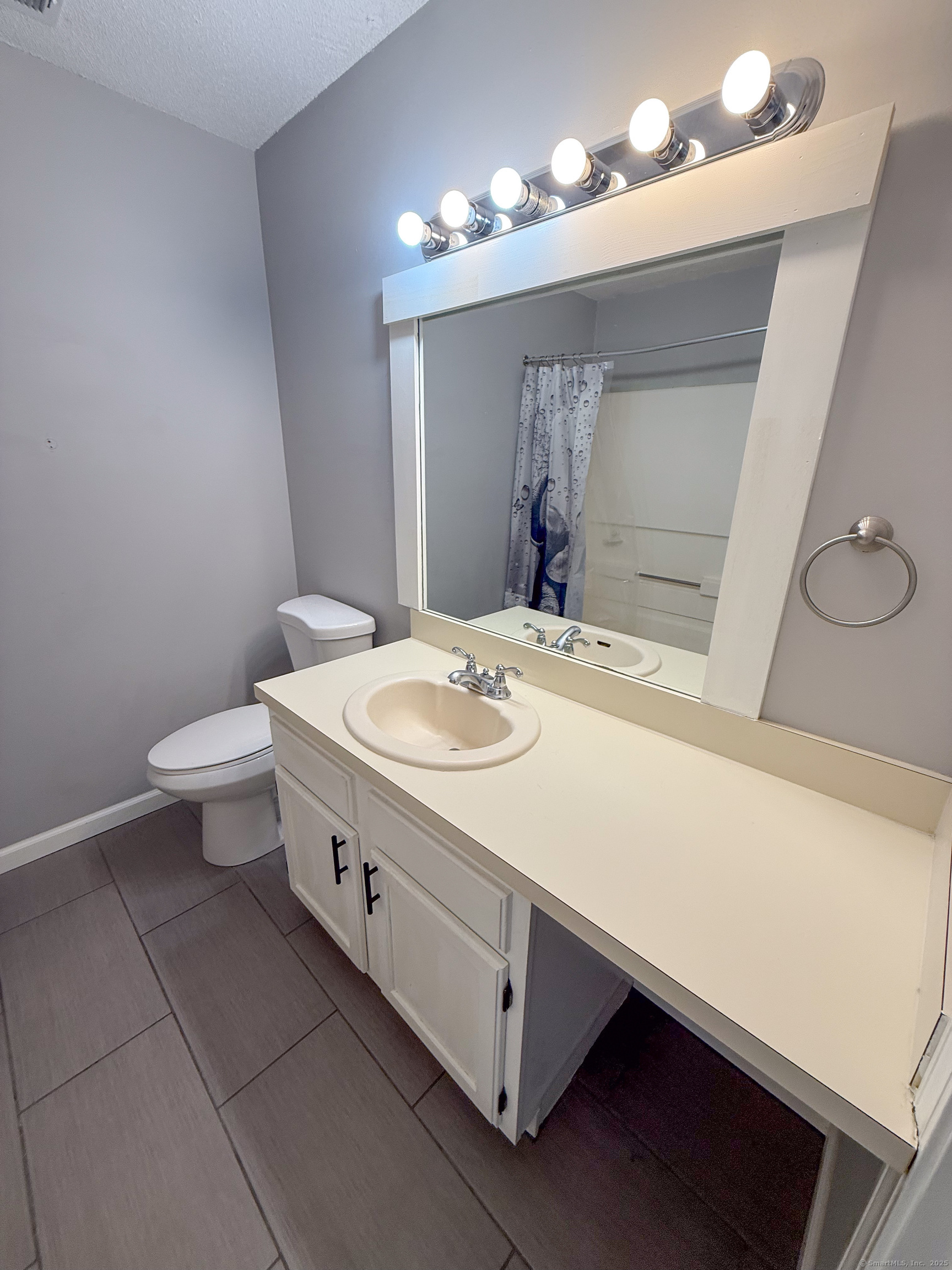 60 North Mountain Road APT C