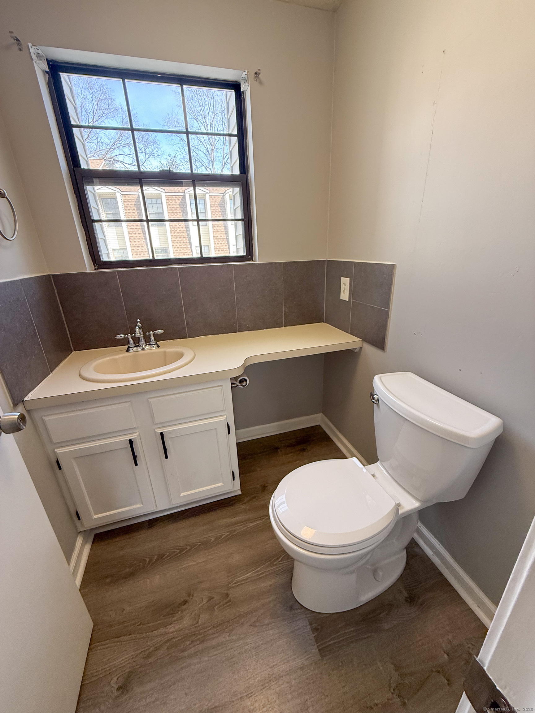 60 North Mountain Road APT C