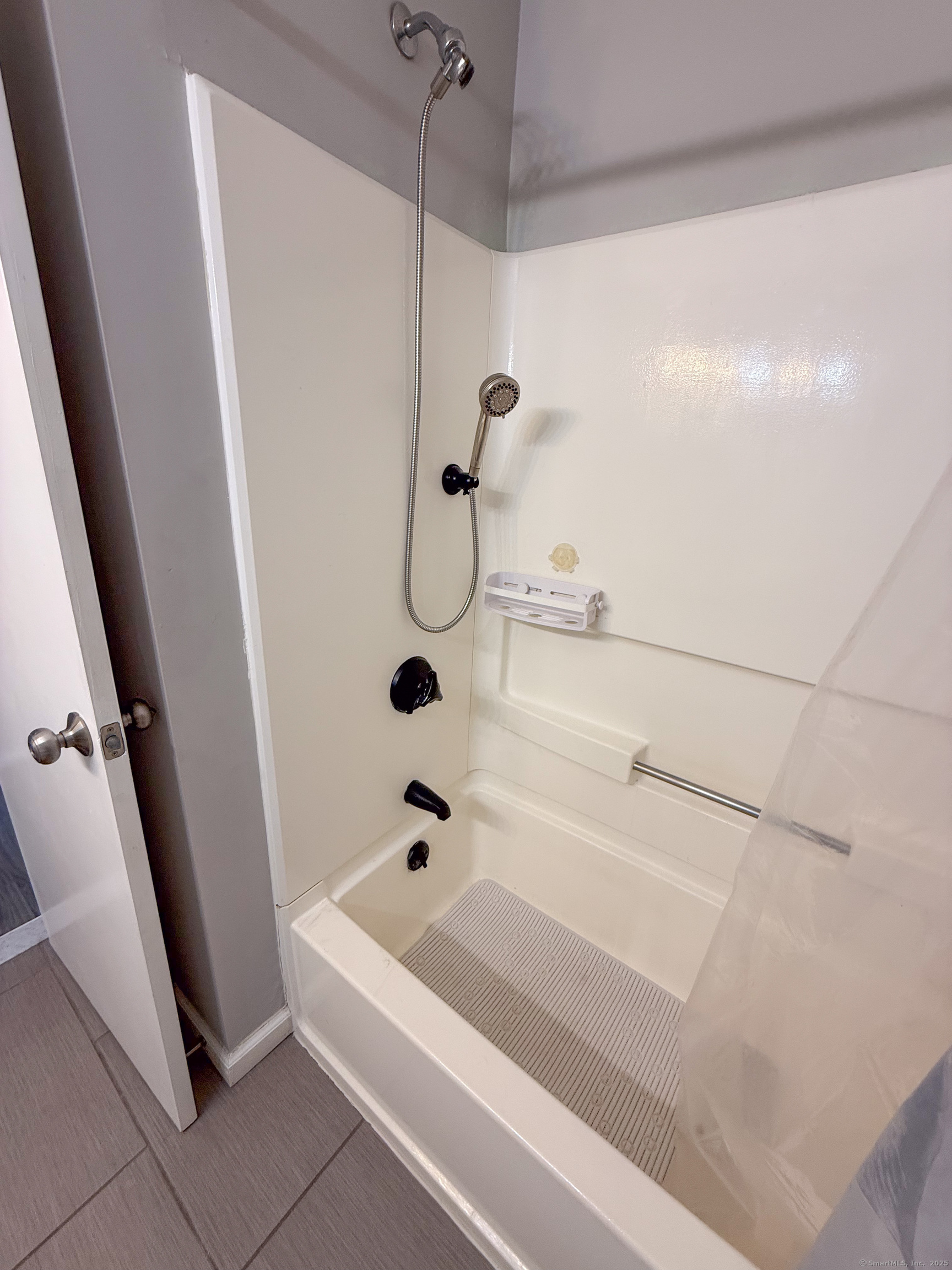 60 North Mountain Road APT C