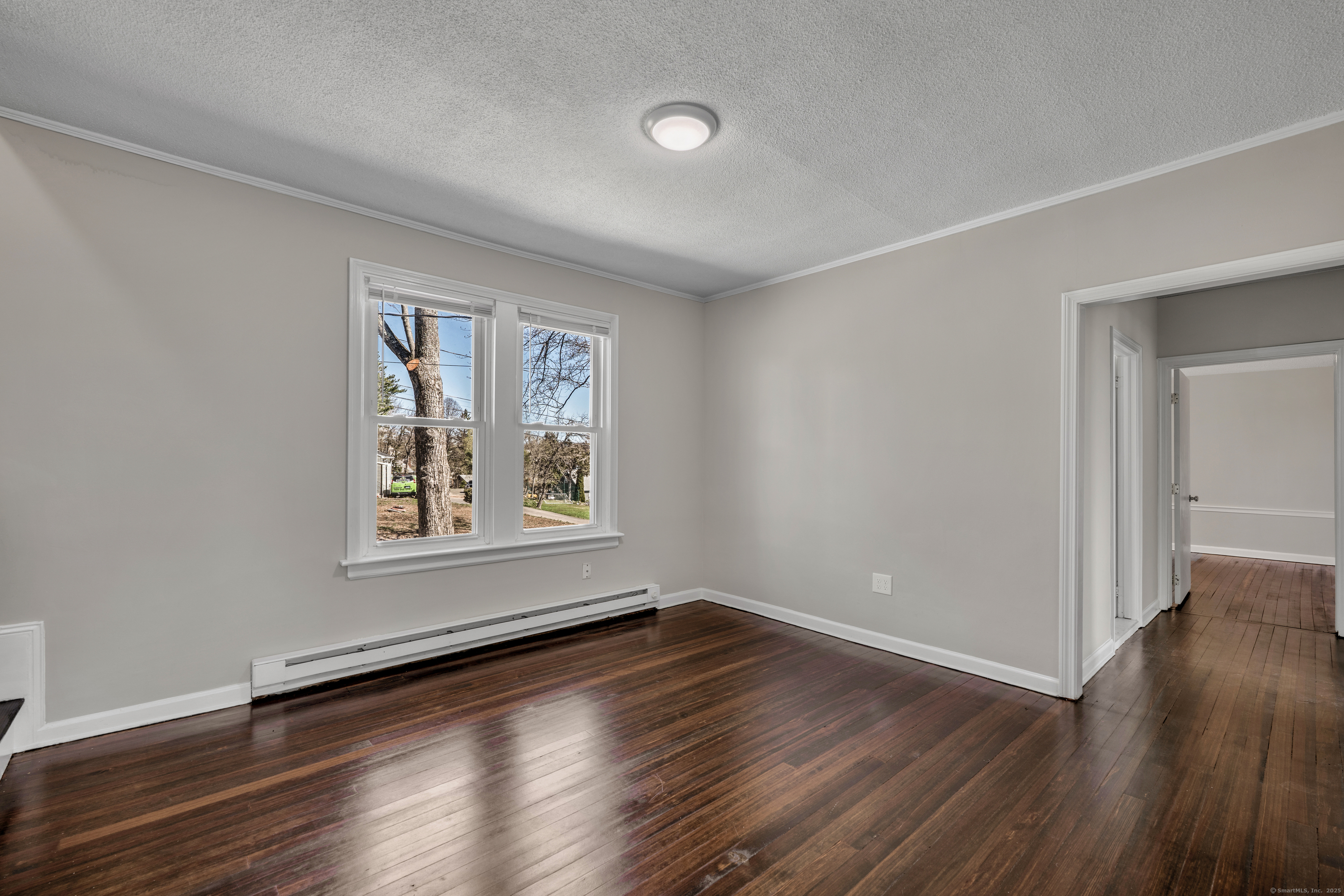 1 Essex Place