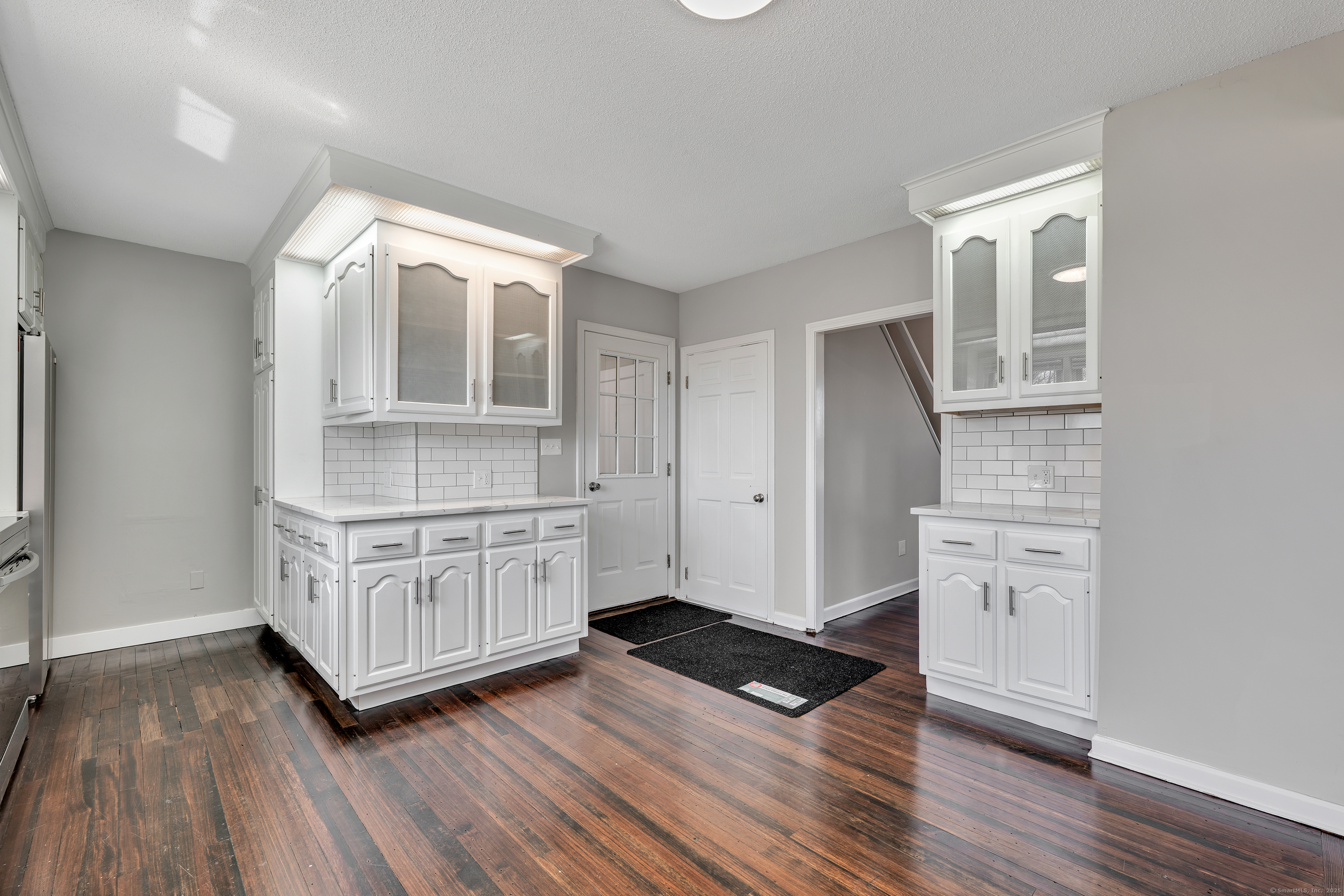 1 Essex Place