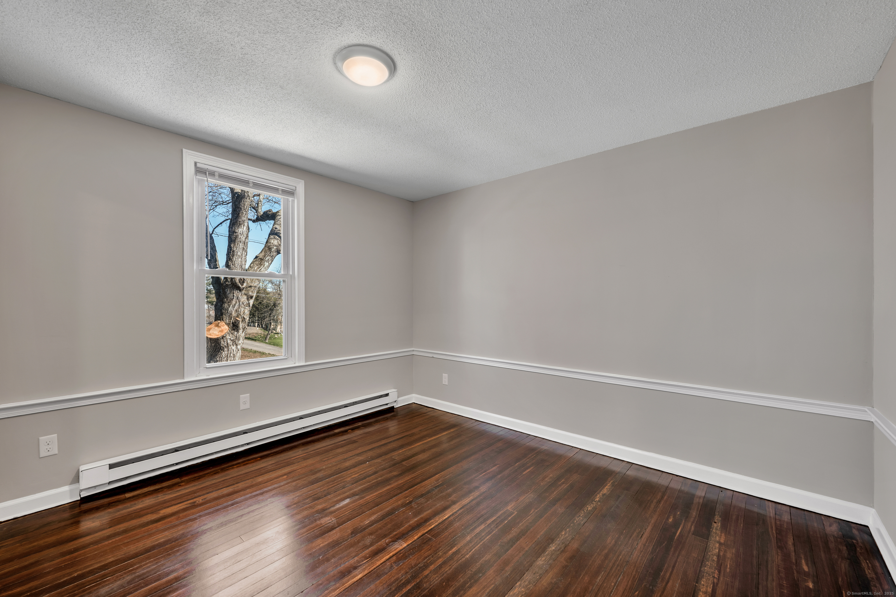 1 Essex Place