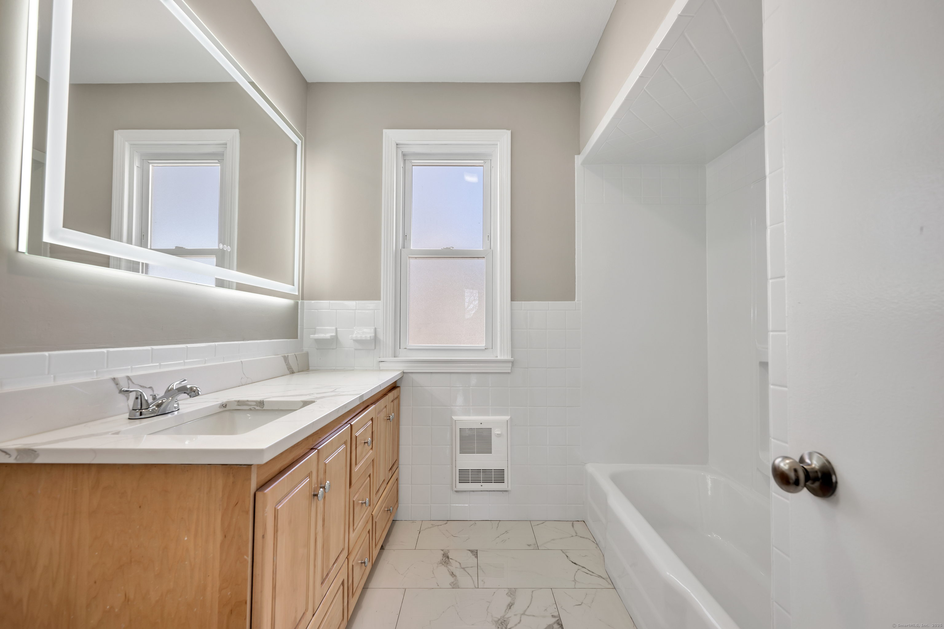 1 Essex Place