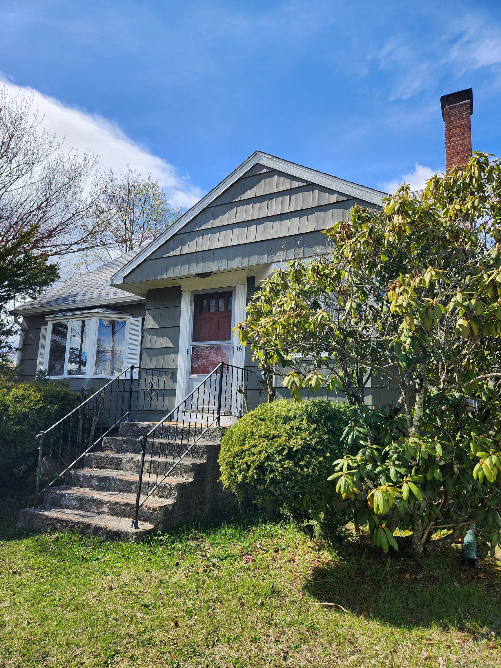 16 Vista Drive