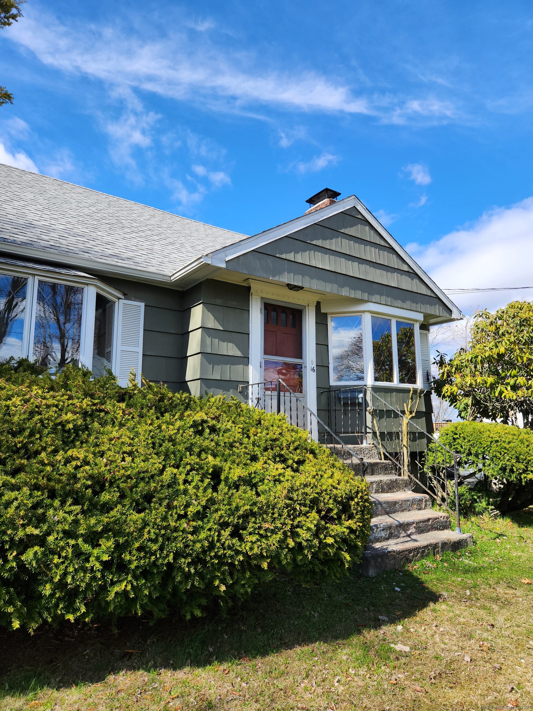16 Vista Drive