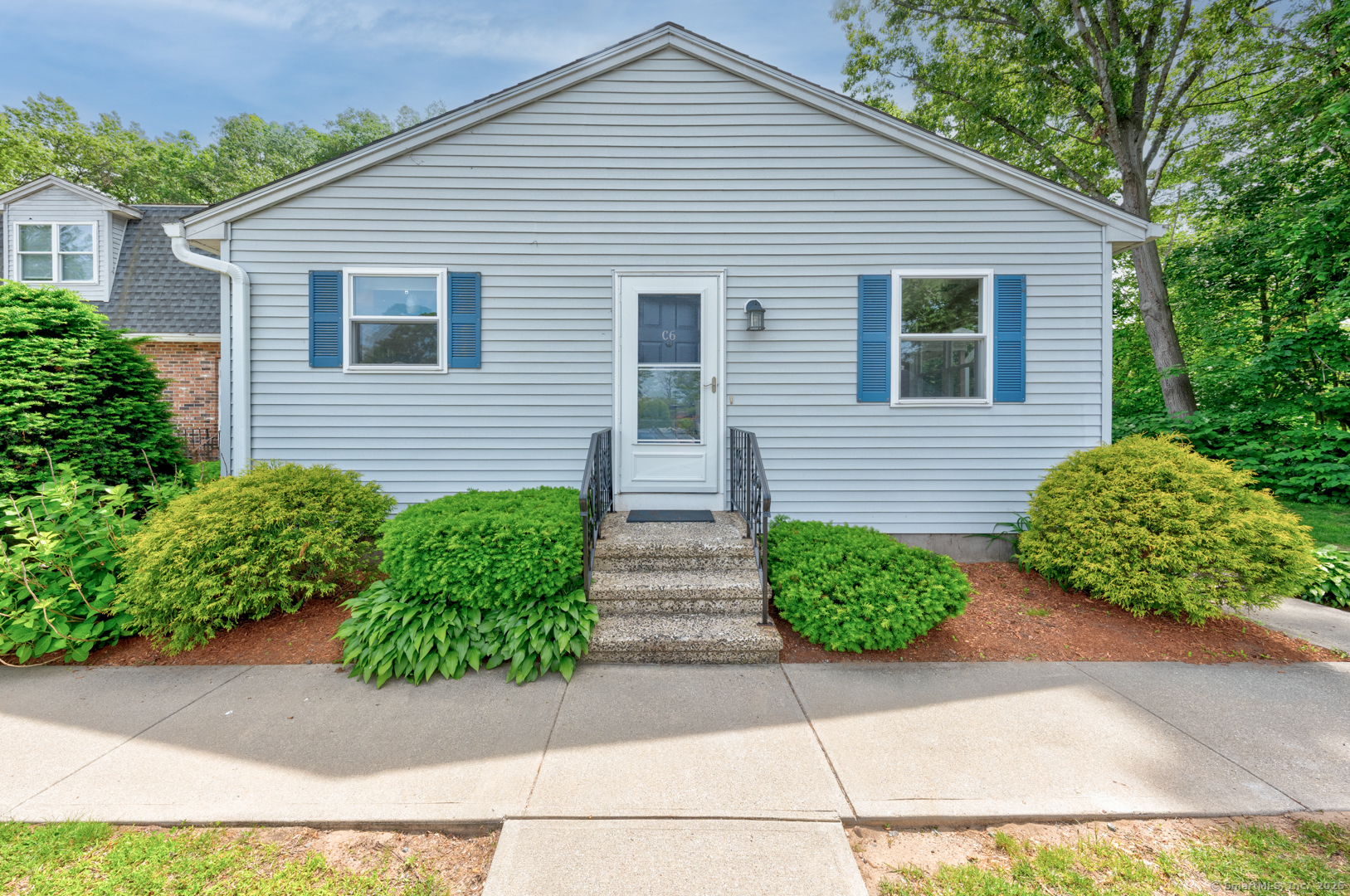 122 Milford Street Extension APT C6