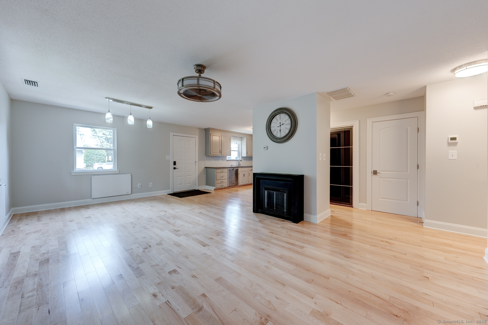 122 Milford Street Extension APT C6