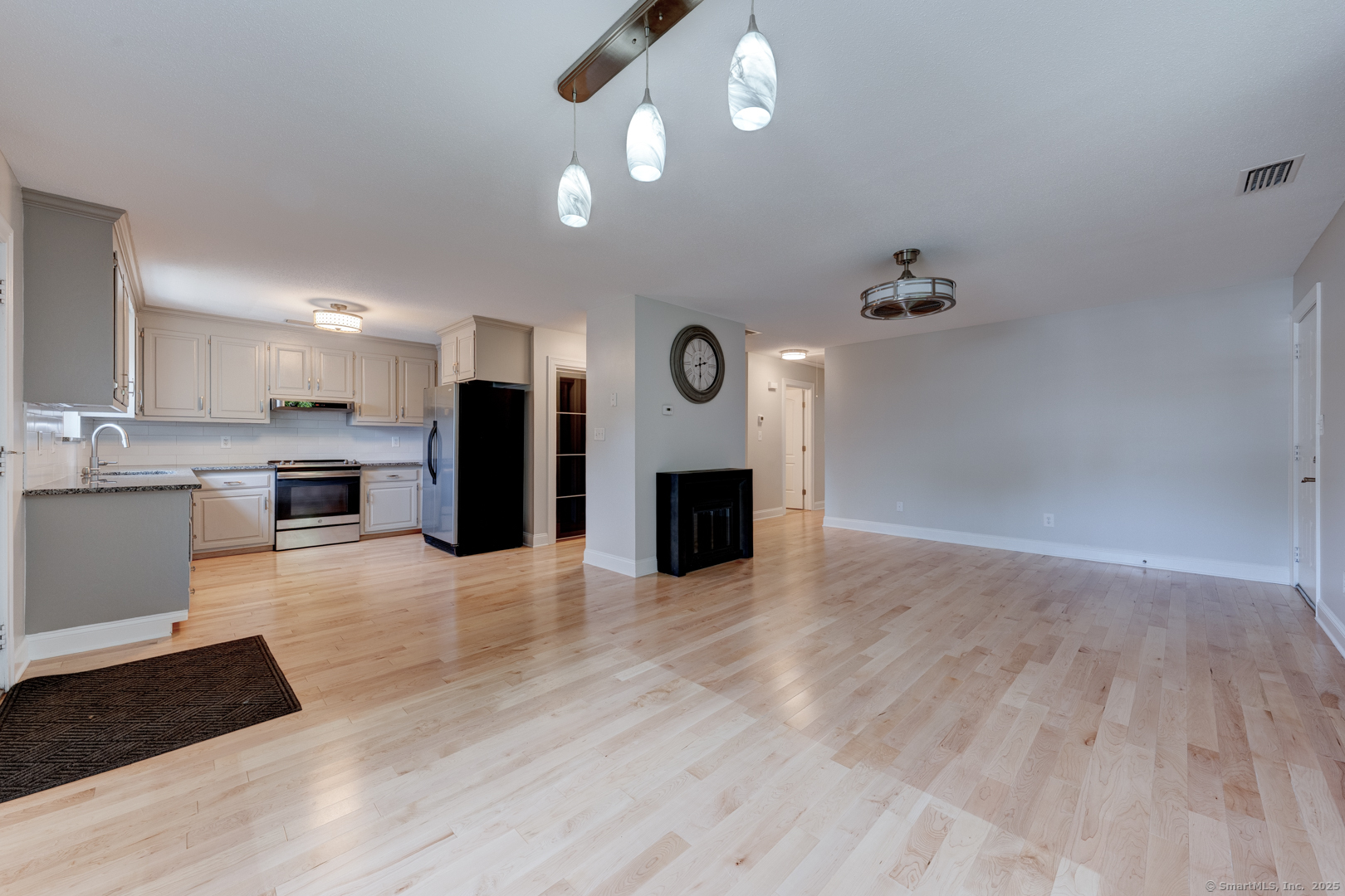 122 Milford Street Extension APT C6