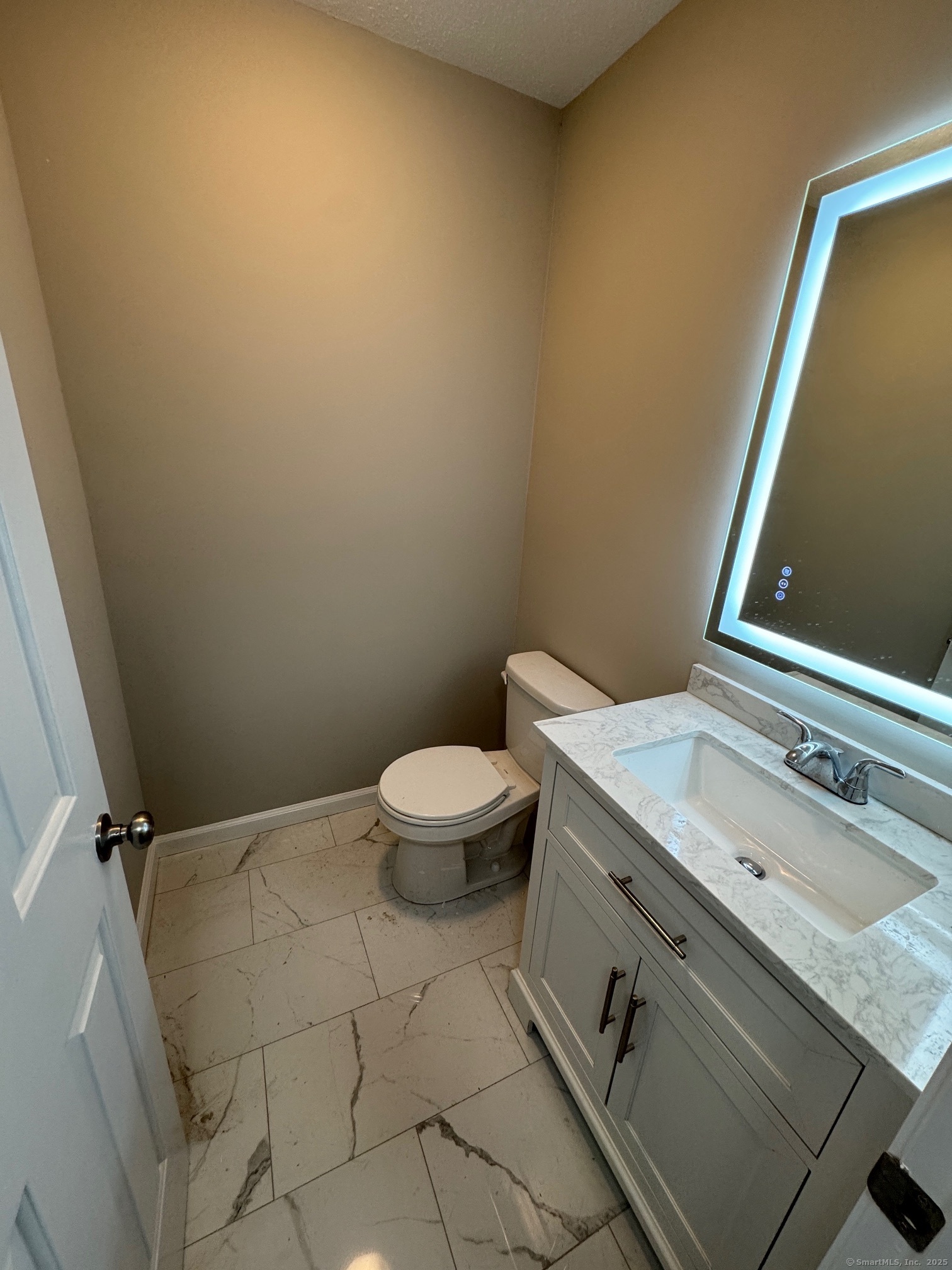 222 West Main Street Apt 1C