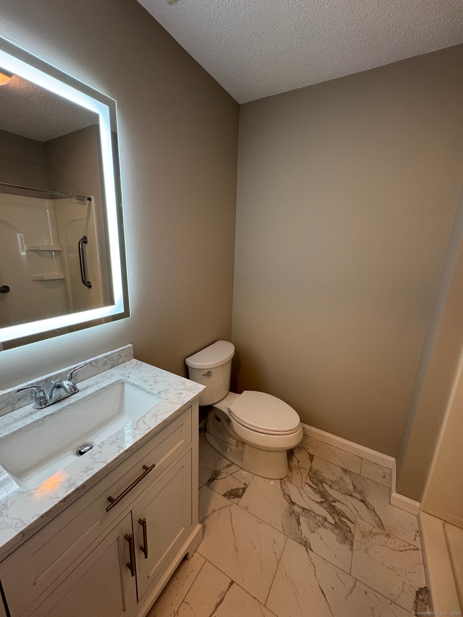 222 West Main Street Apt 1C
