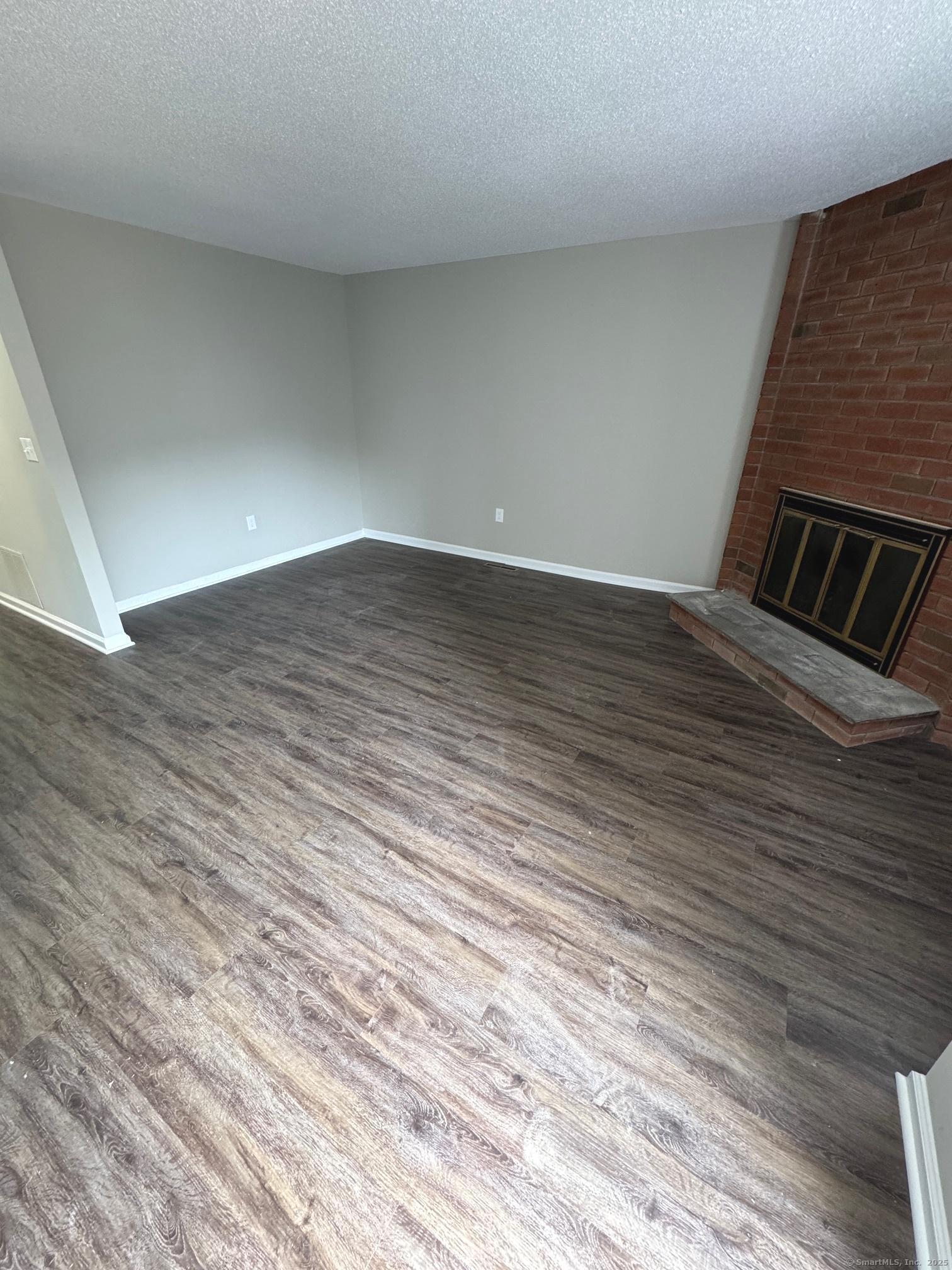 222 West Main Street Apt 1C