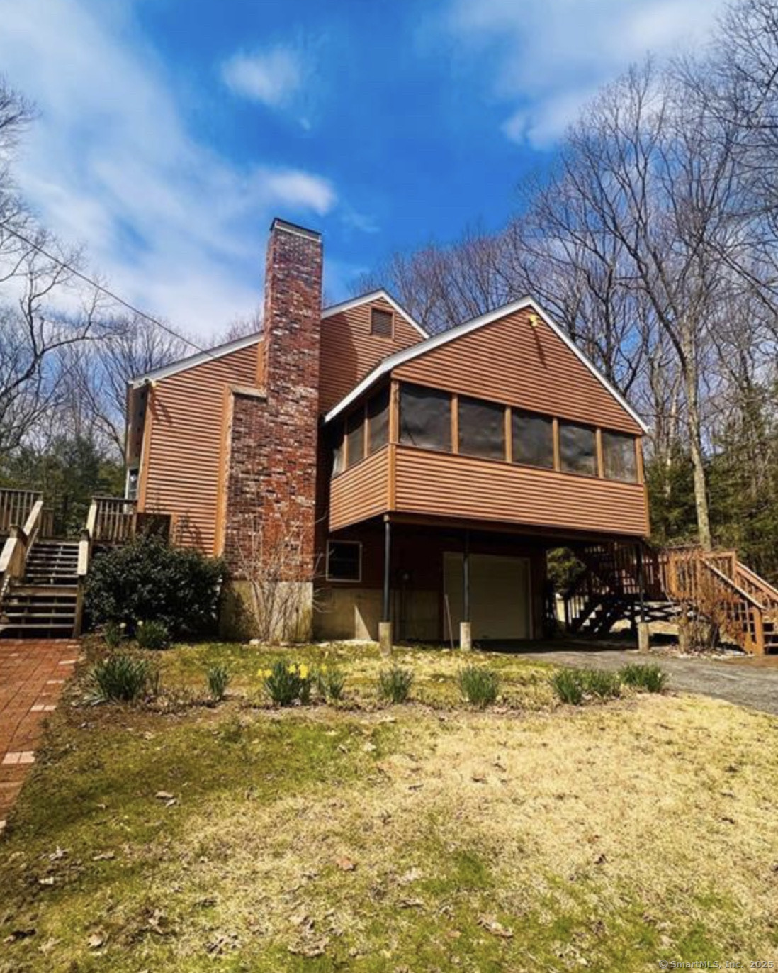 77 Laurel Road