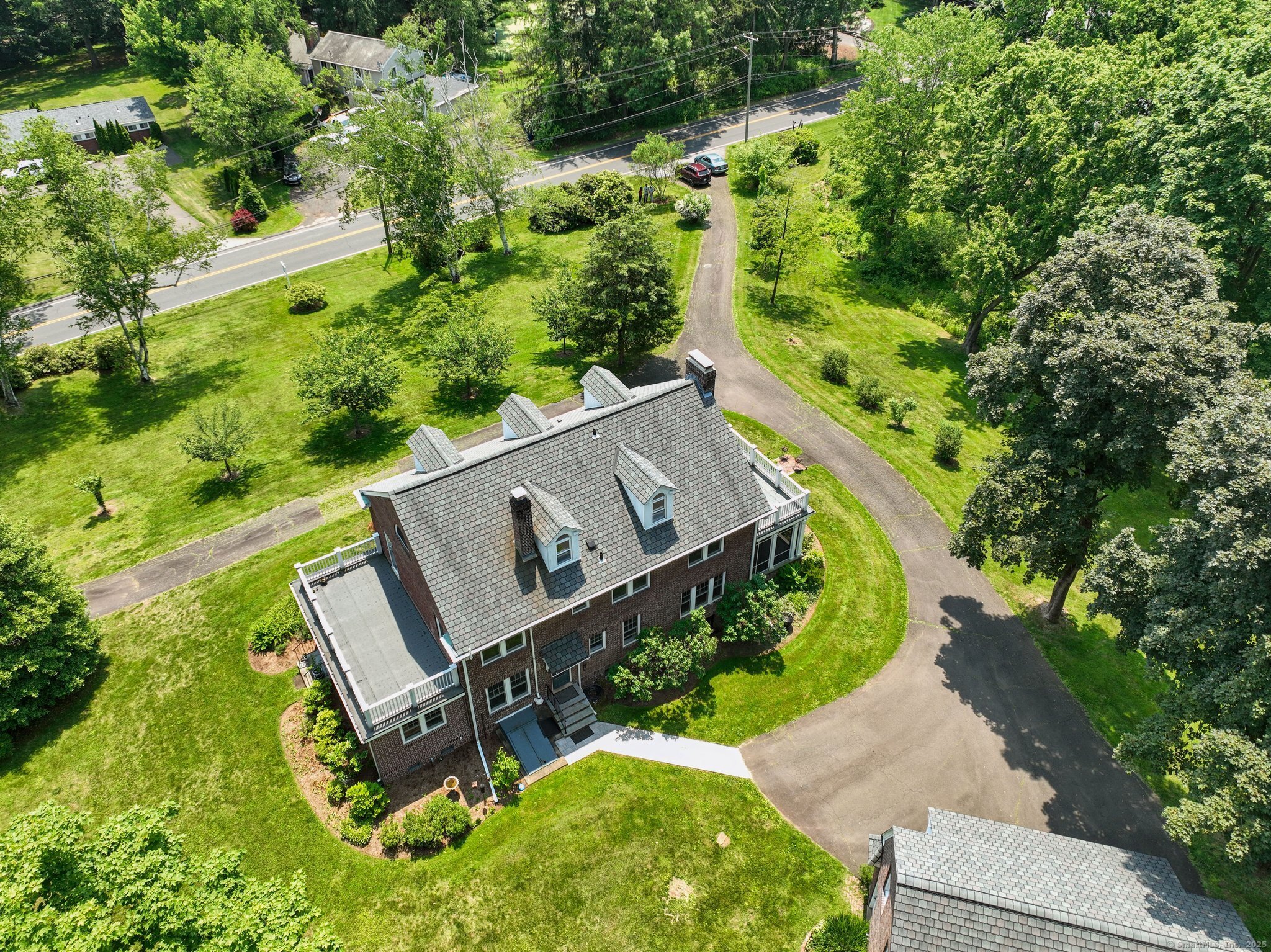 2200 Ridge Road