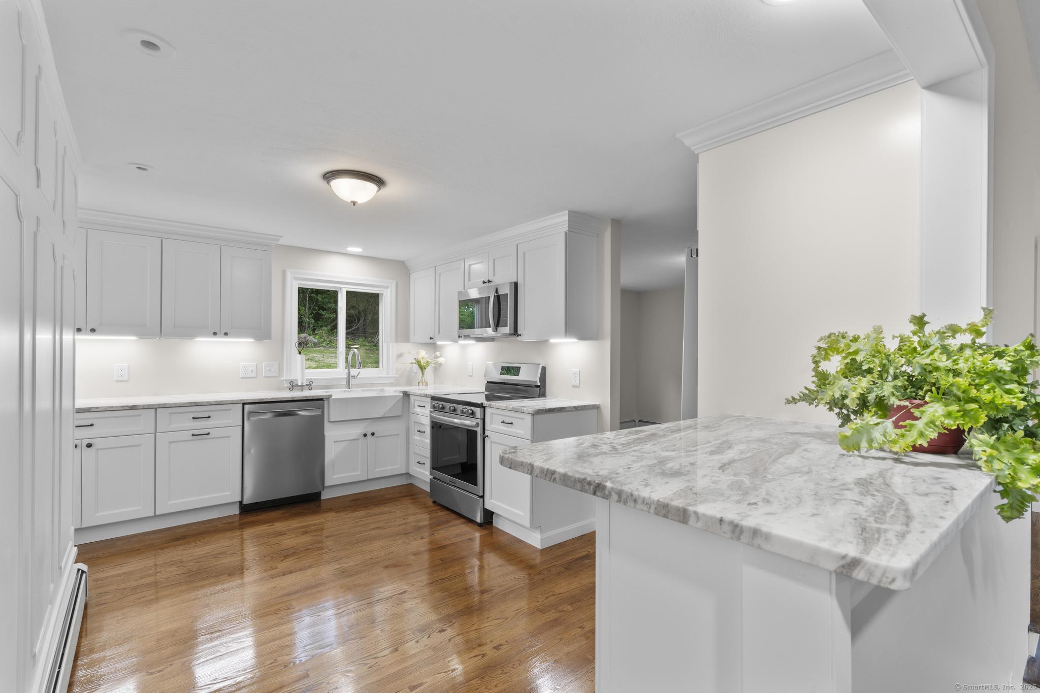 14 Pine Tree Lane