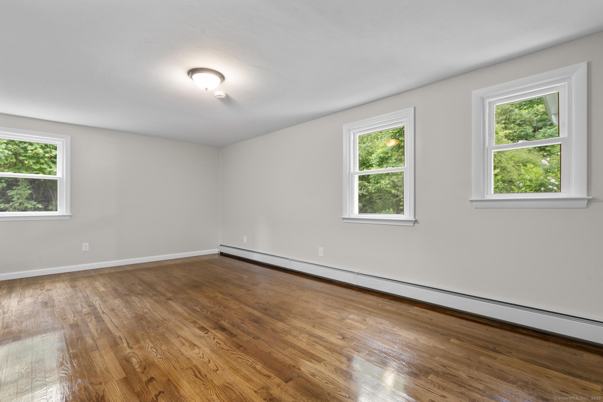 14 Pine Tree Lane