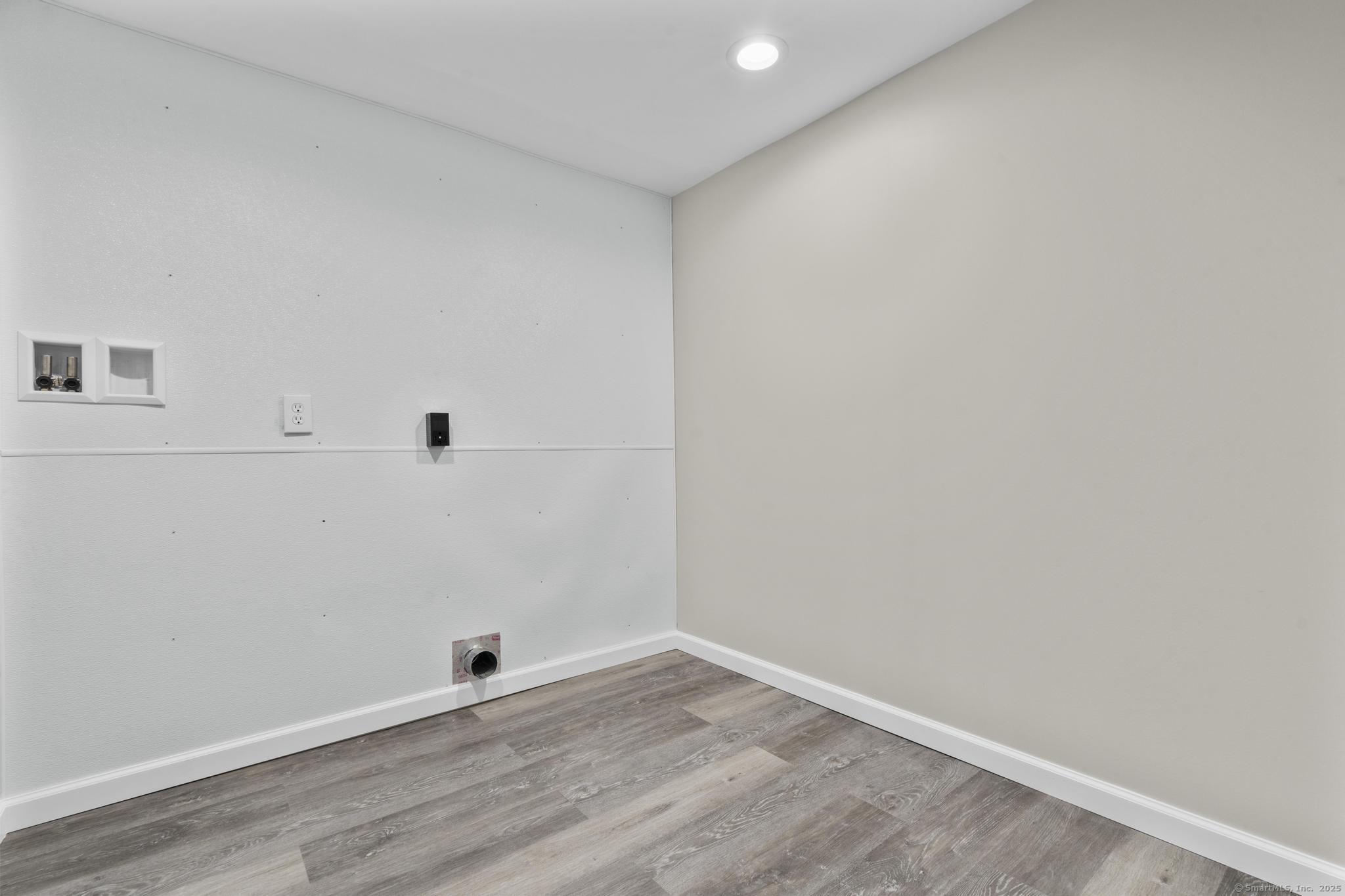 14 Pine Tree Lane