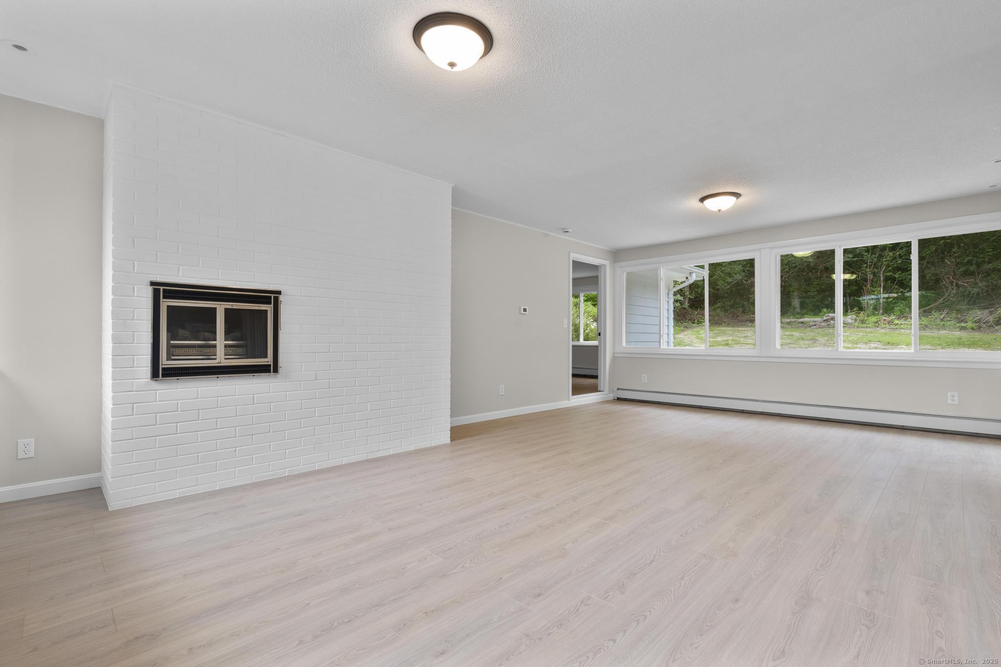 14 Pine Tree Lane