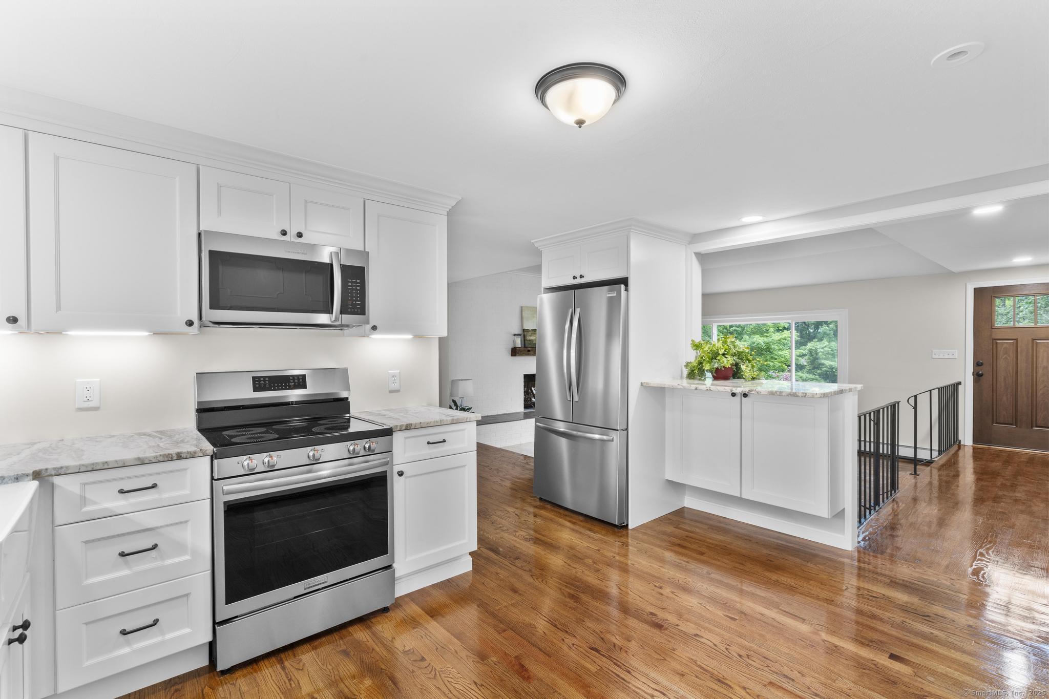 14 Pine Tree Lane