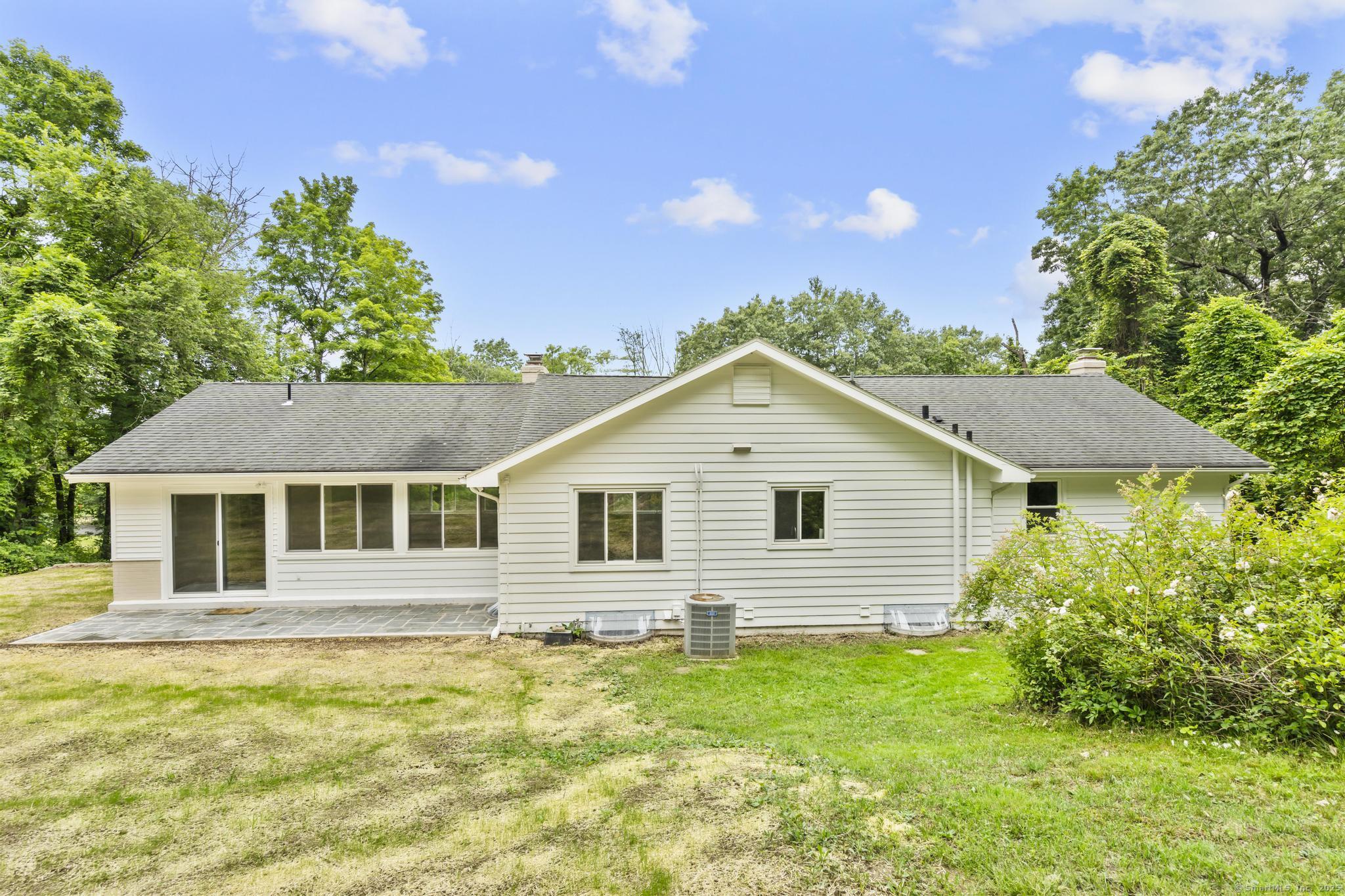 14 Pine Tree Lane