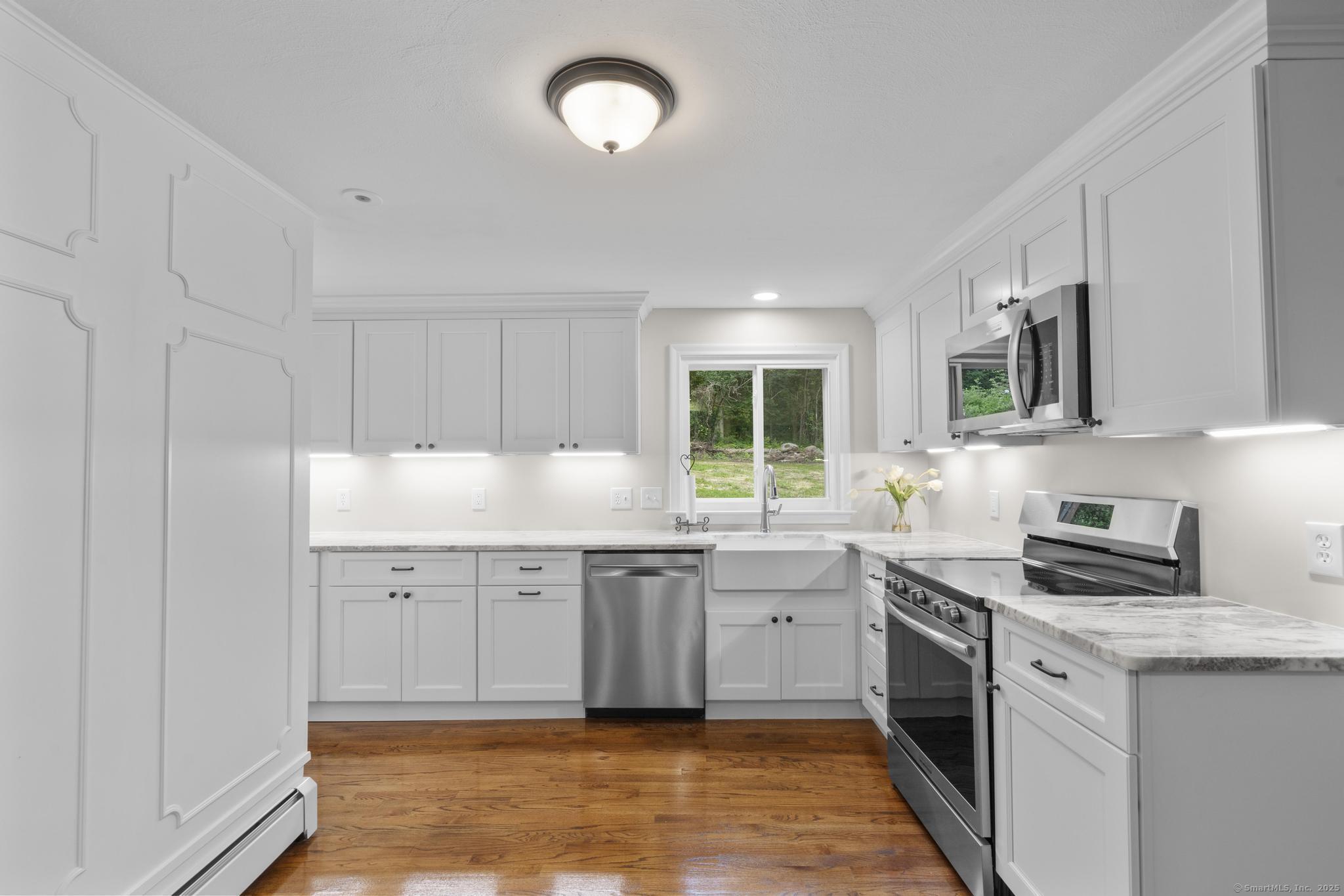 14 Pine Tree Lane