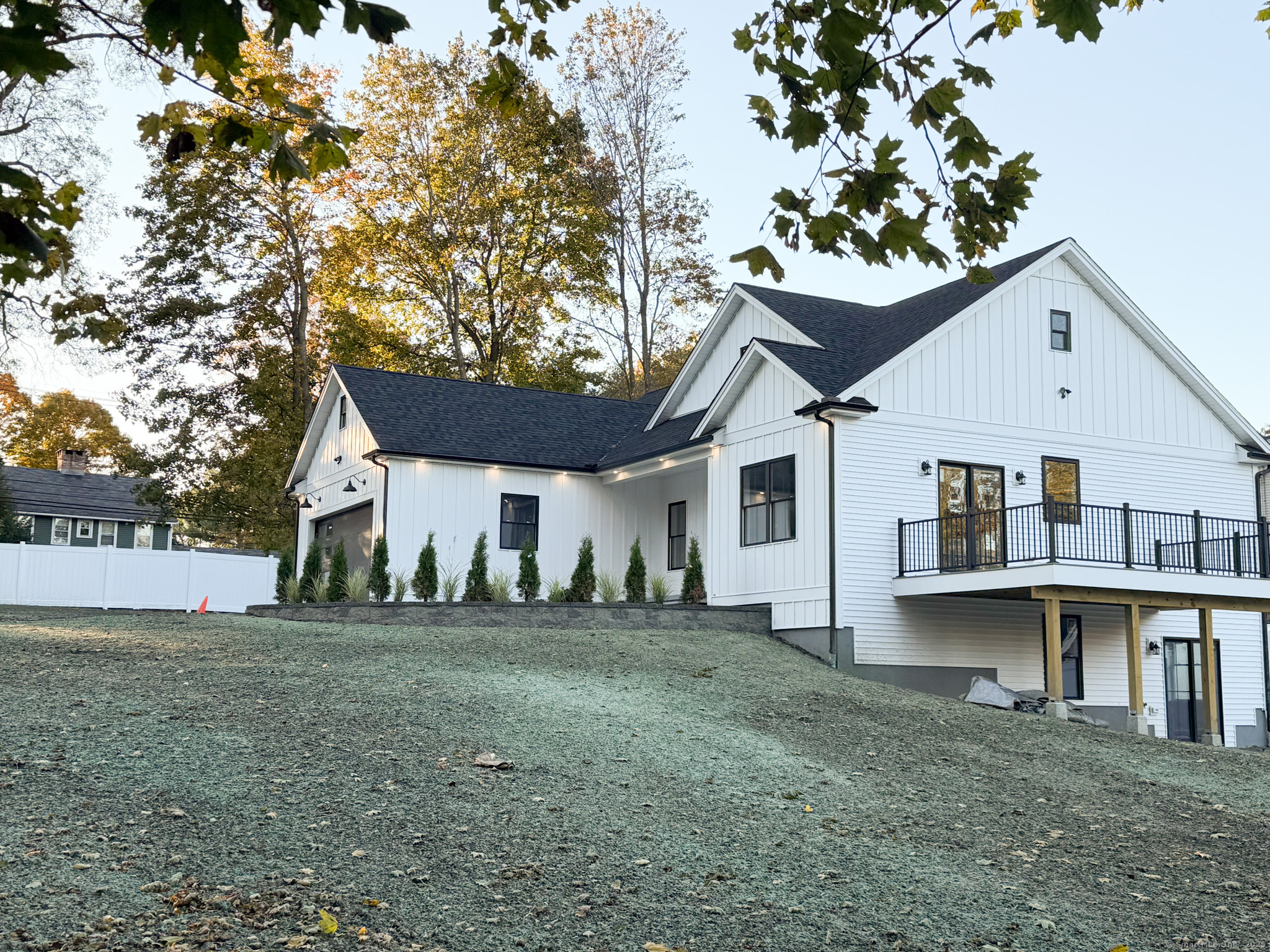 305 Lincoln Street