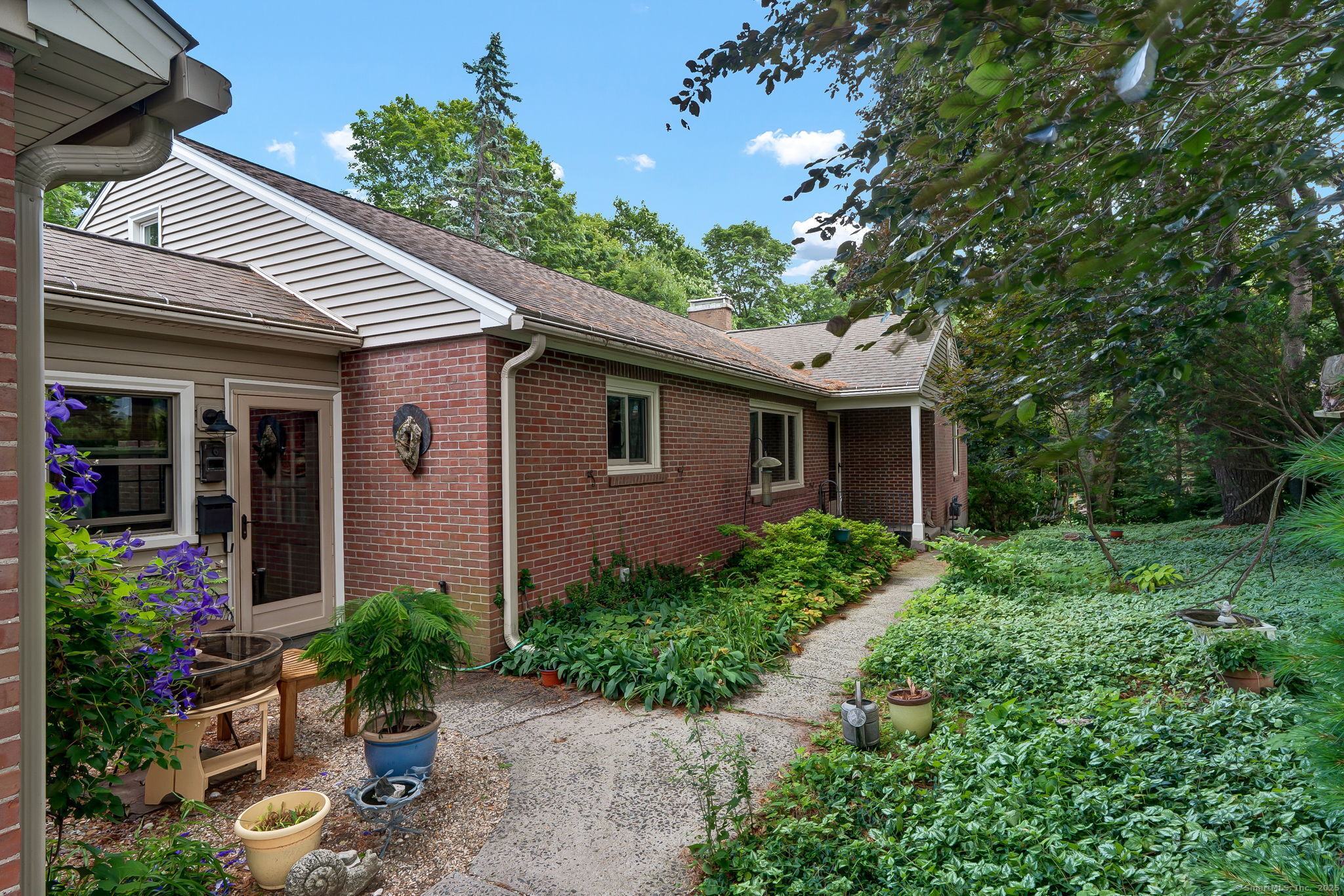 206 Ellwood Road