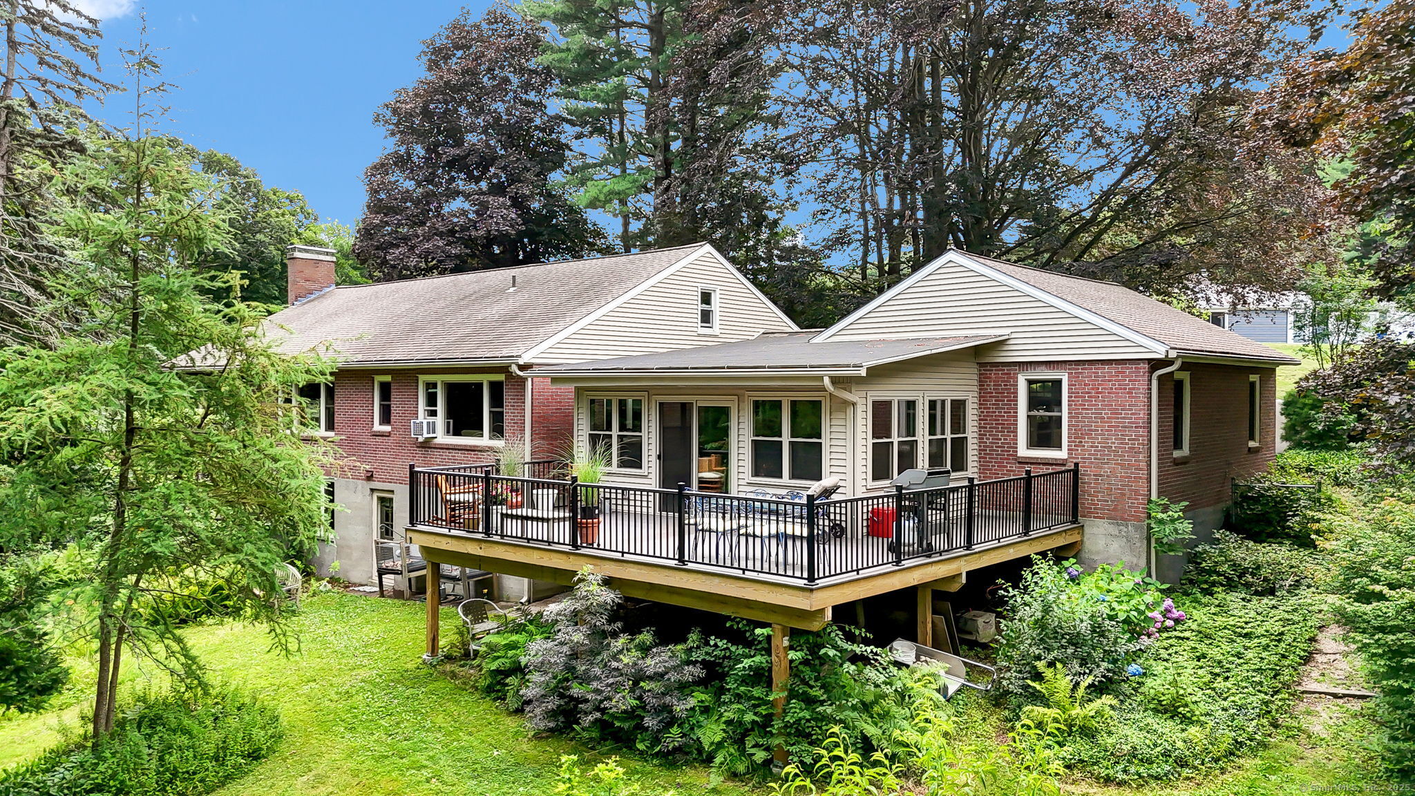 206 Ellwood Road