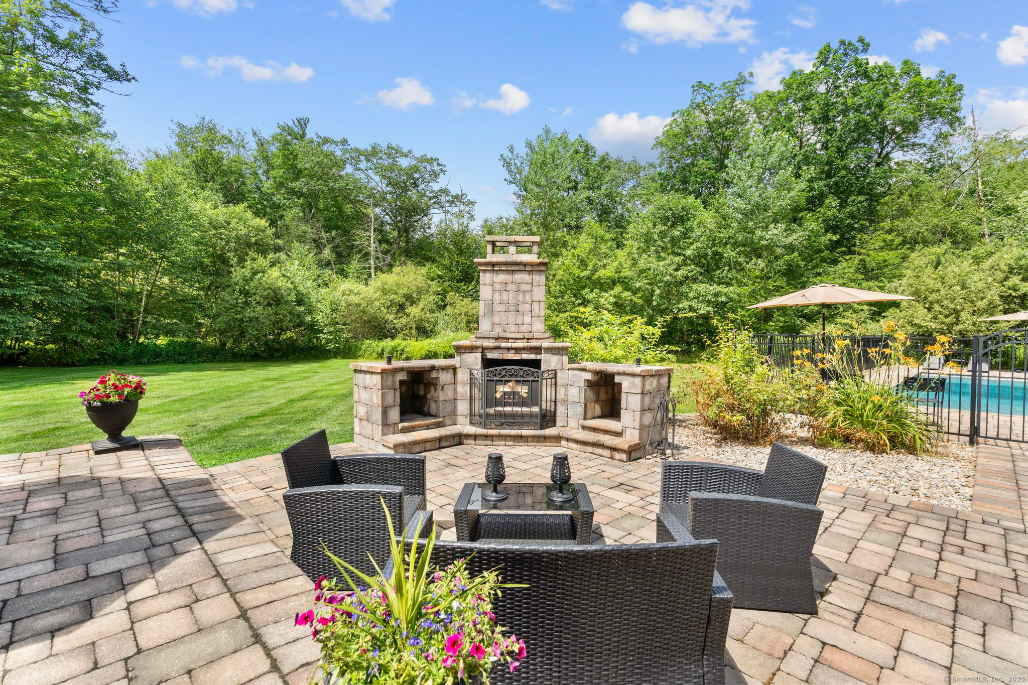 274 Sharon Turnpike