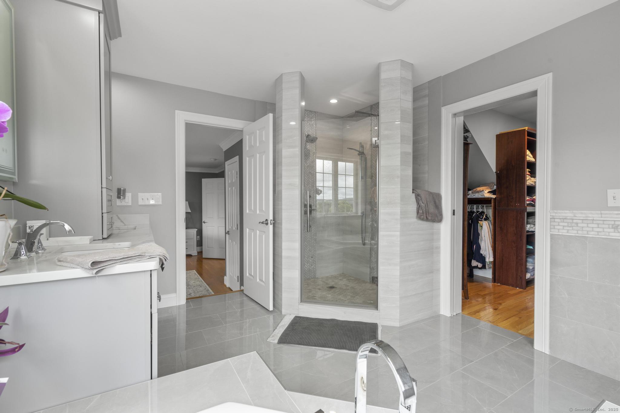 31 Crimson Heights