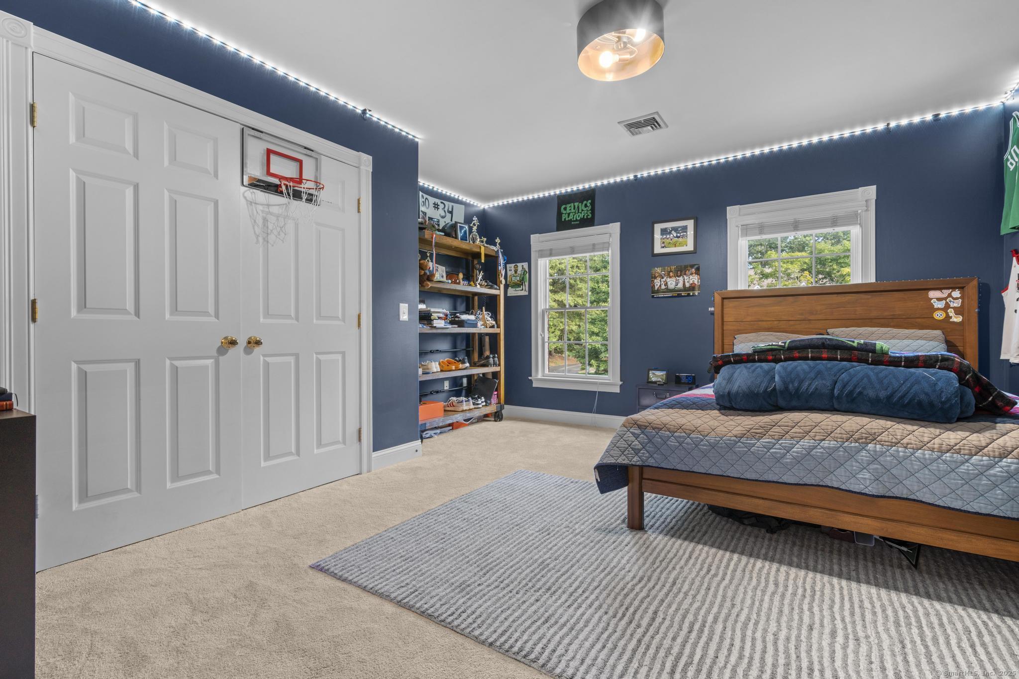 245 Kingswood Drive
