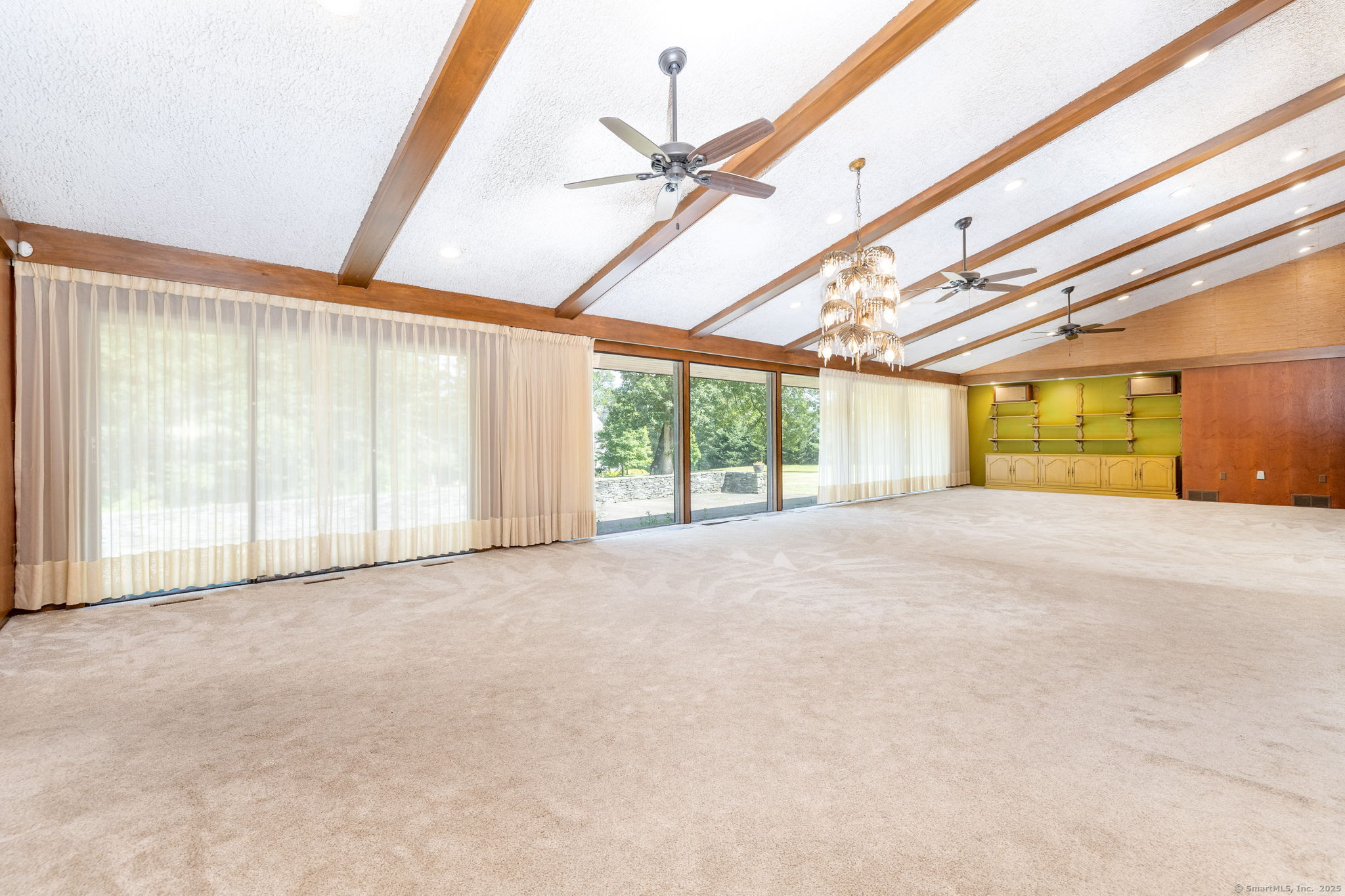 127 Mountain Road