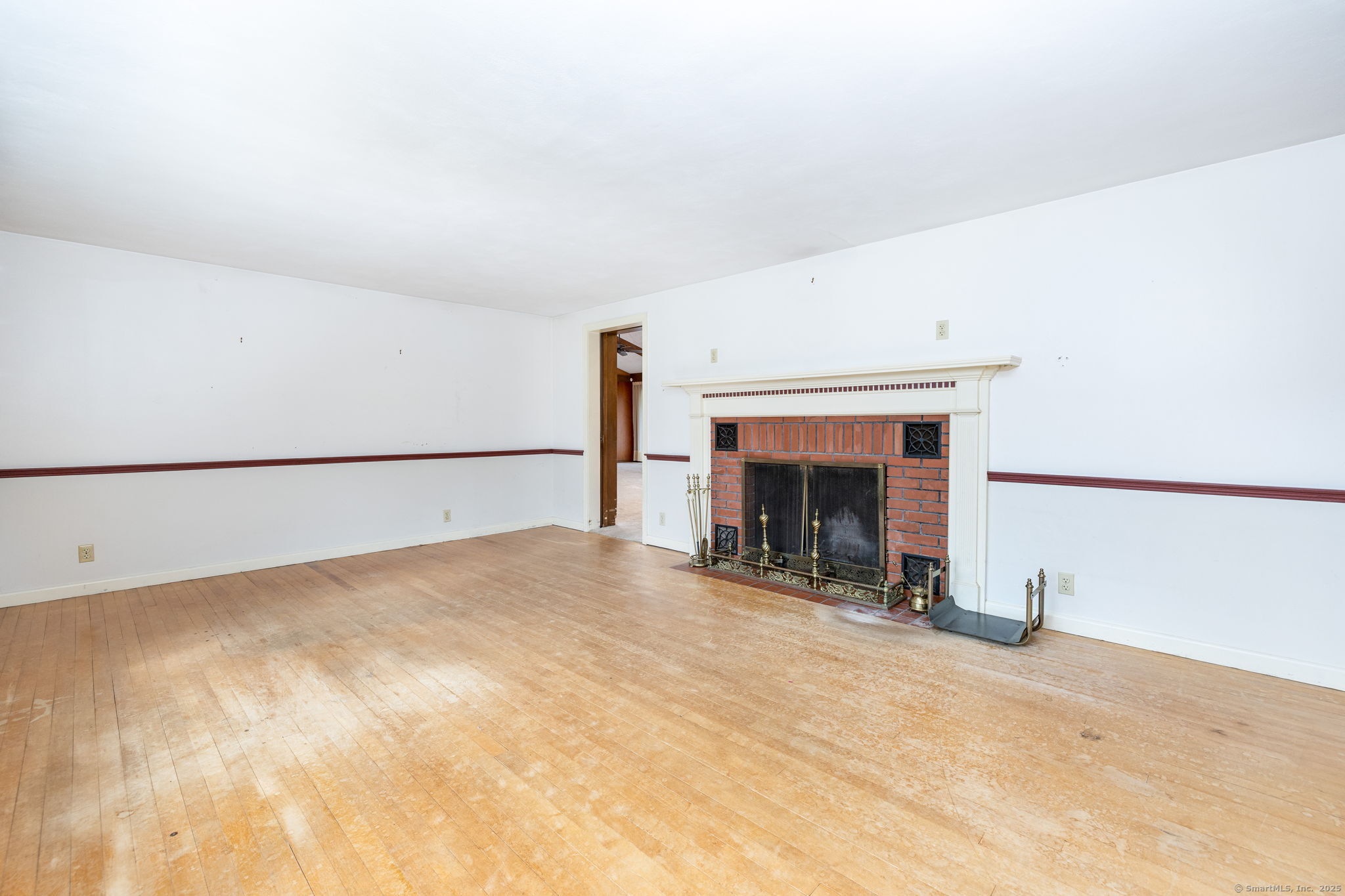 127 Mountain Road