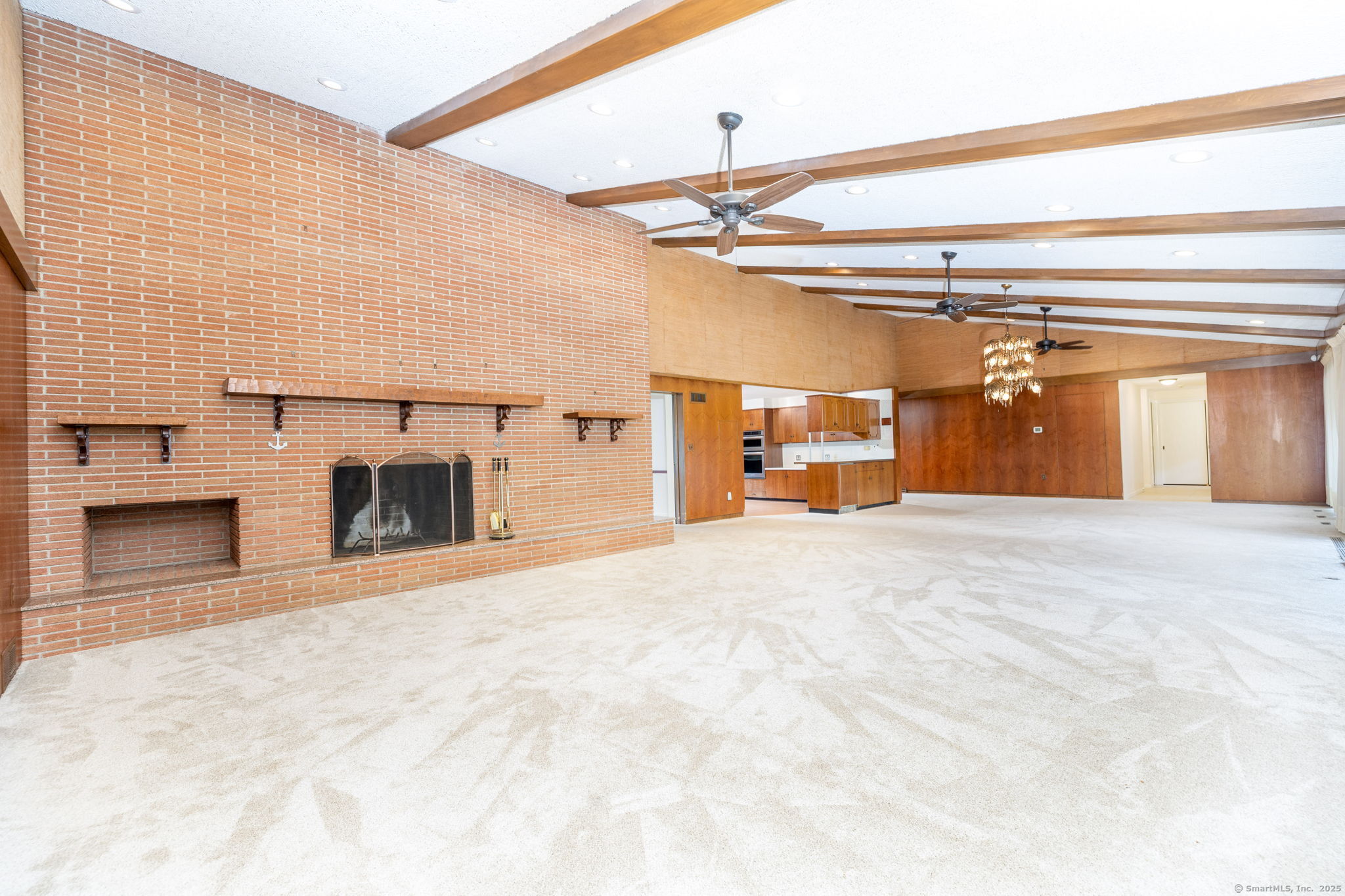 127 Mountain Road