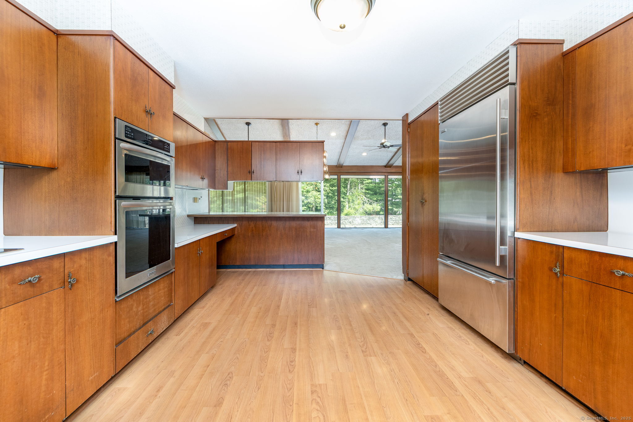 127 Mountain Road