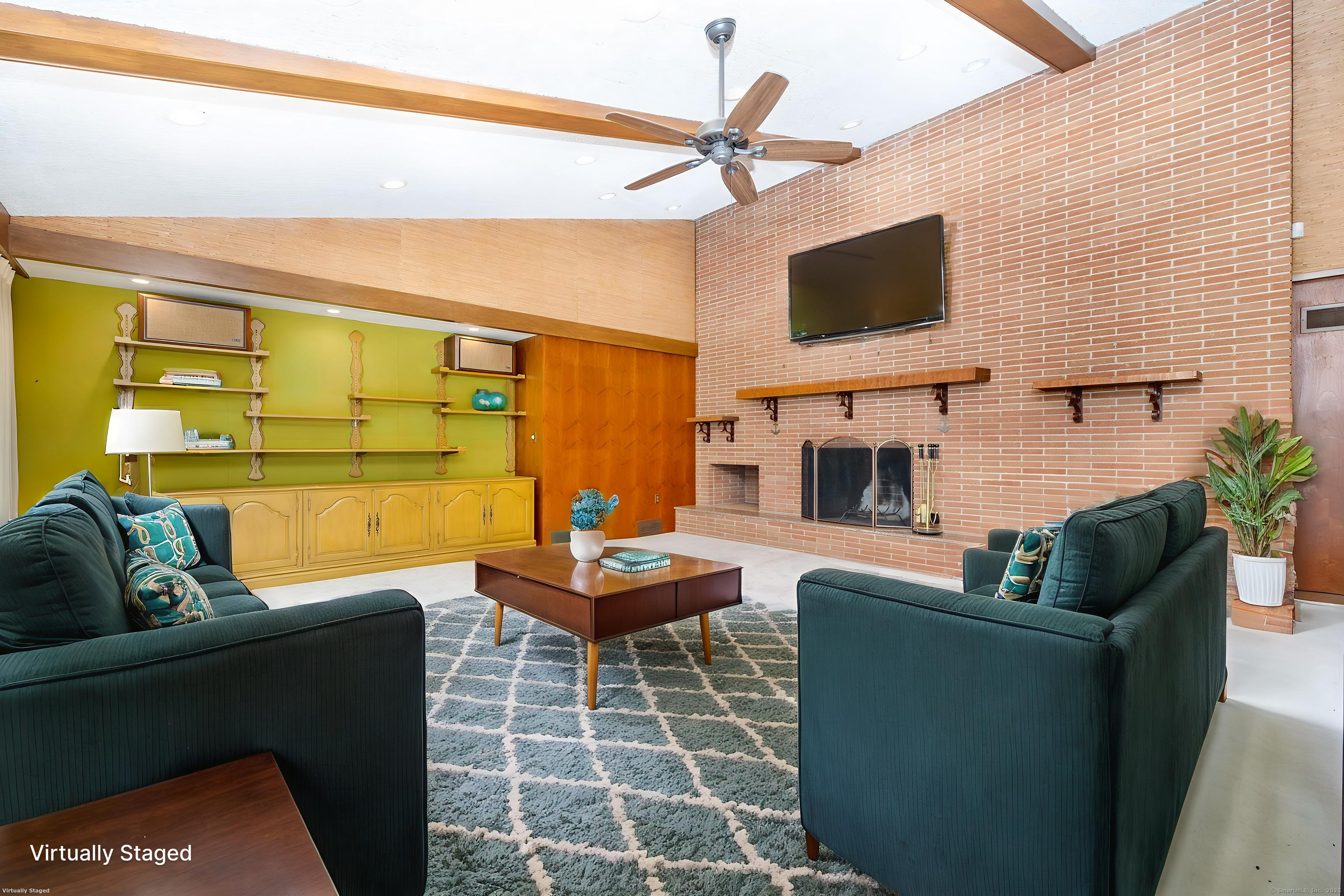 127 Mountain Road