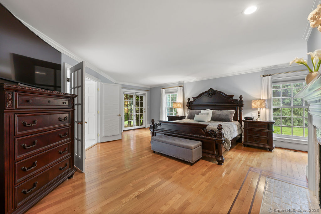16 Oak Bluff