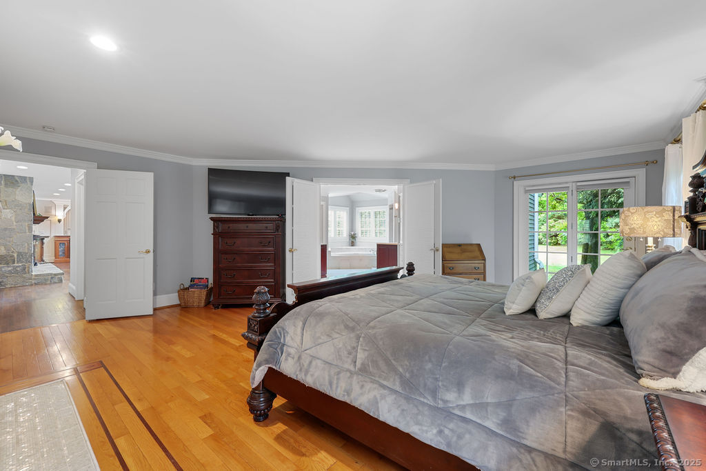 16 Oak Bluff
