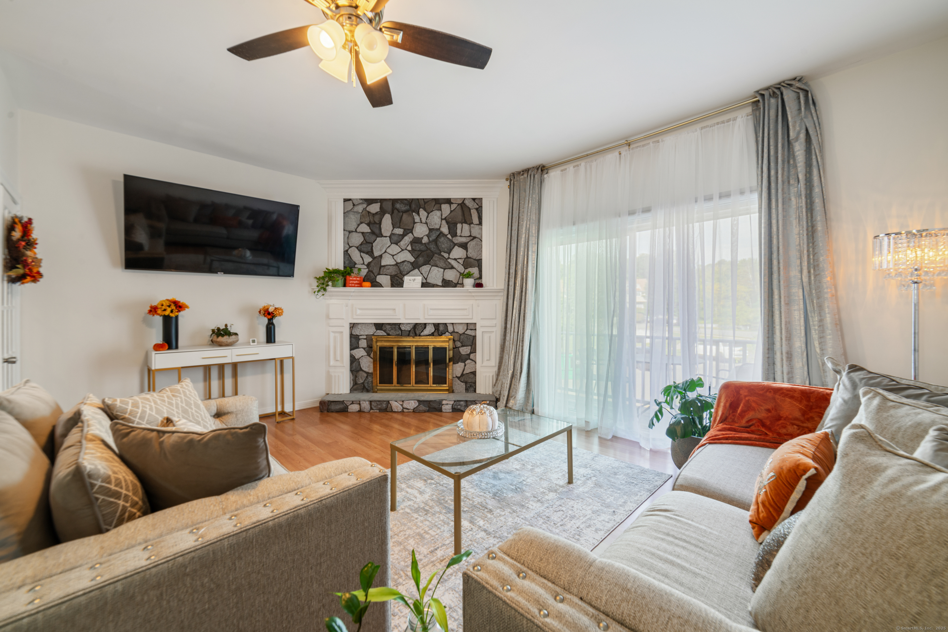 54 Meetinghouse Village 2