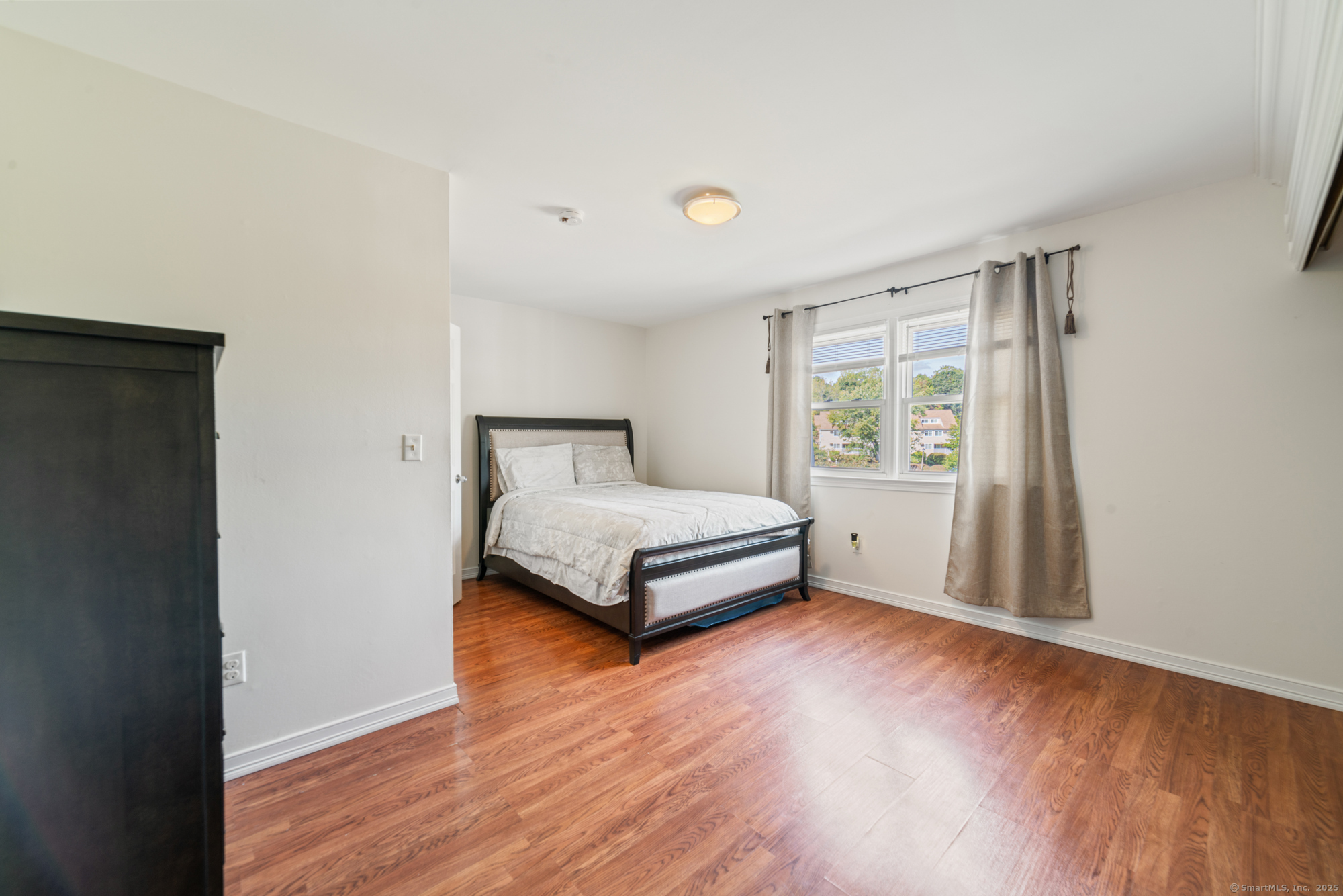 54 Meetinghouse Village 2