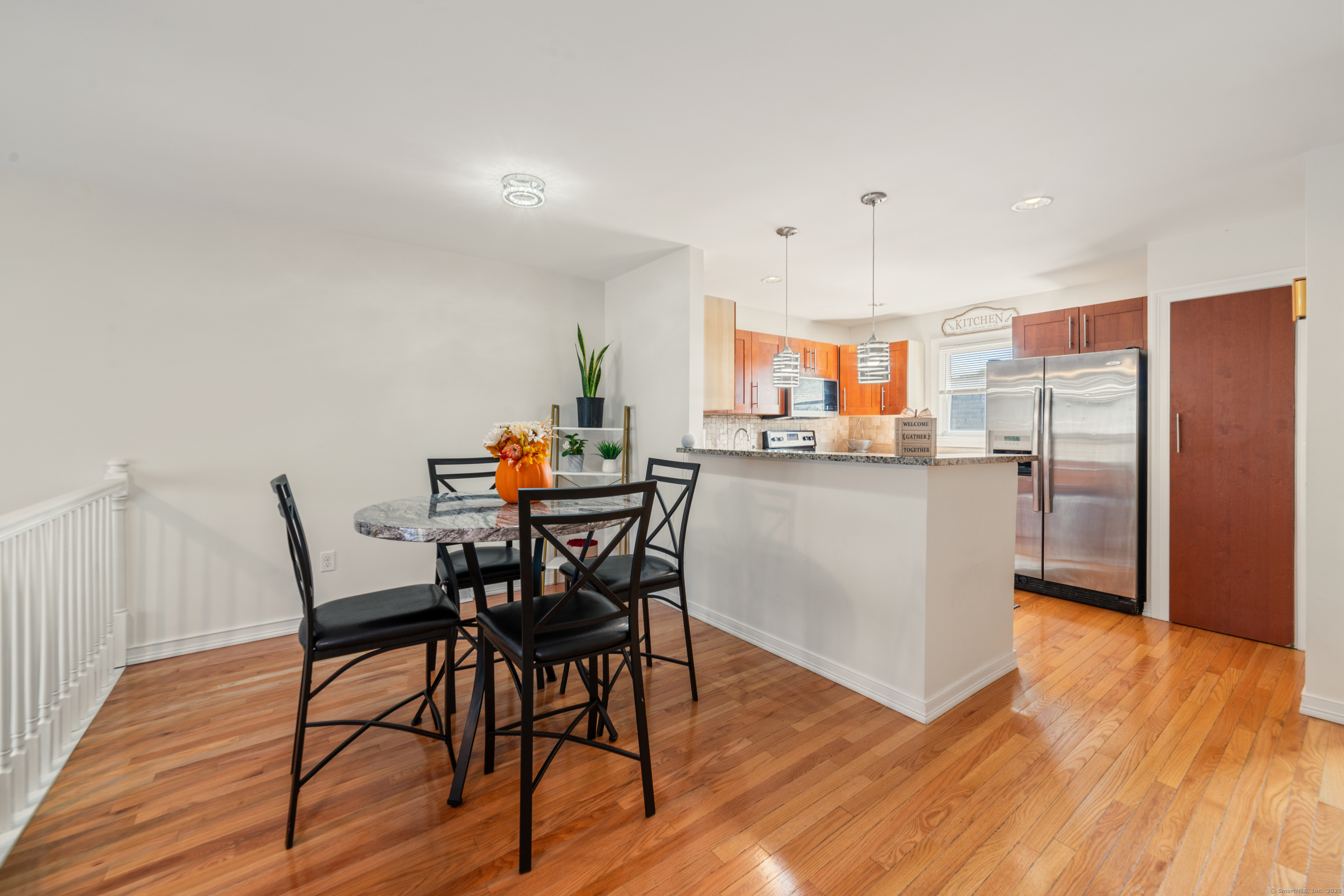 54 Meetinghouse Village 2