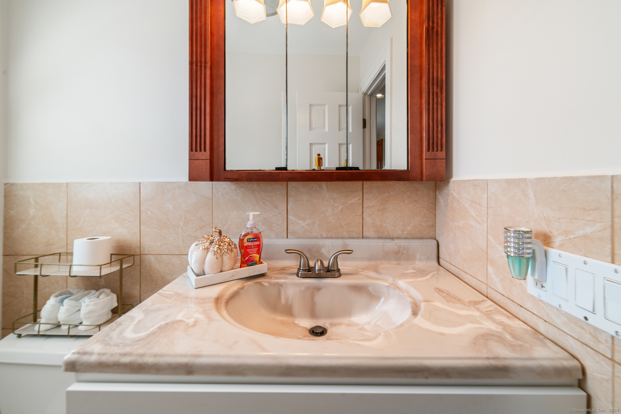 54 Meetinghouse Village 2