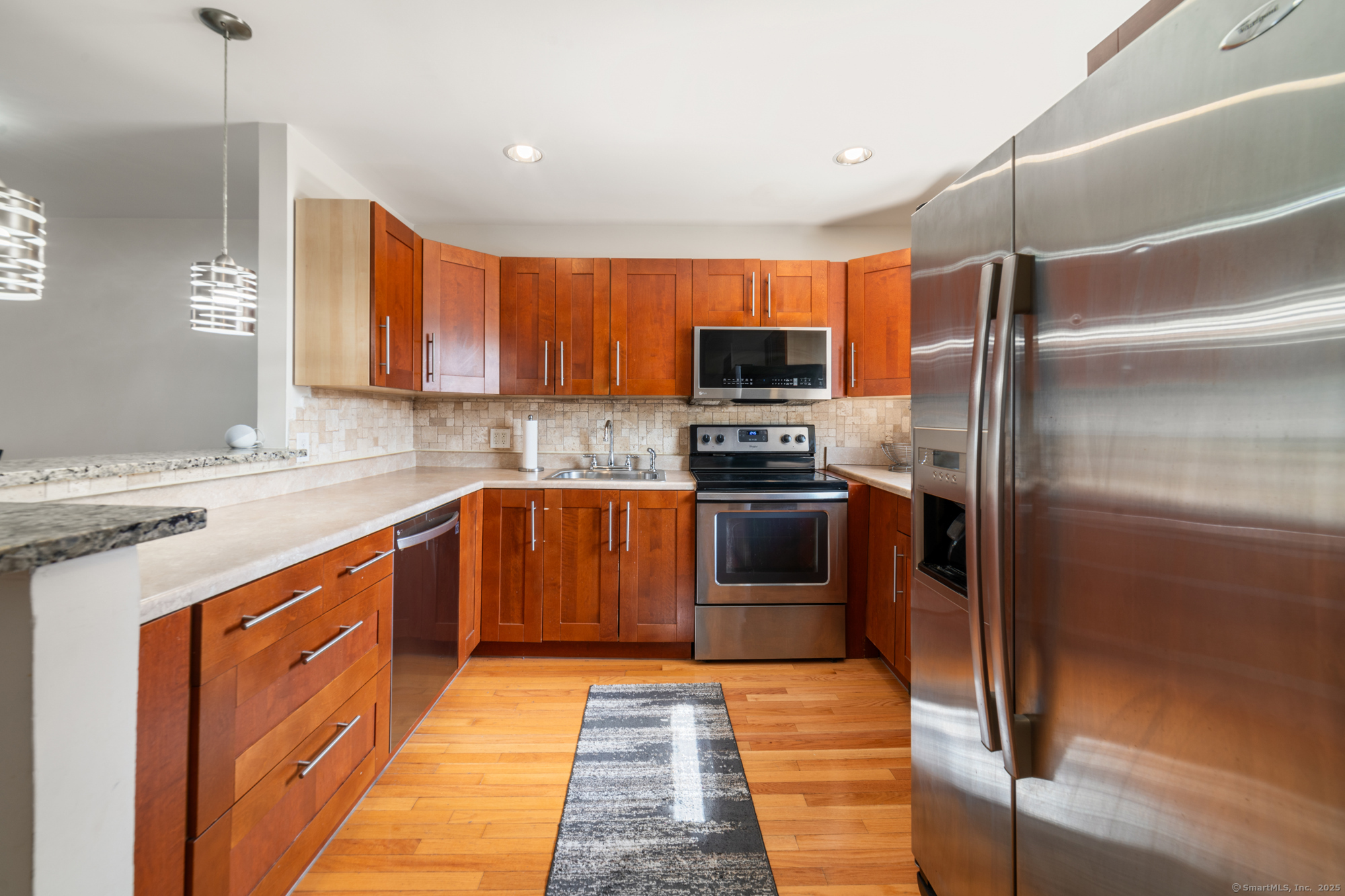 54 Meetinghouse Village 2