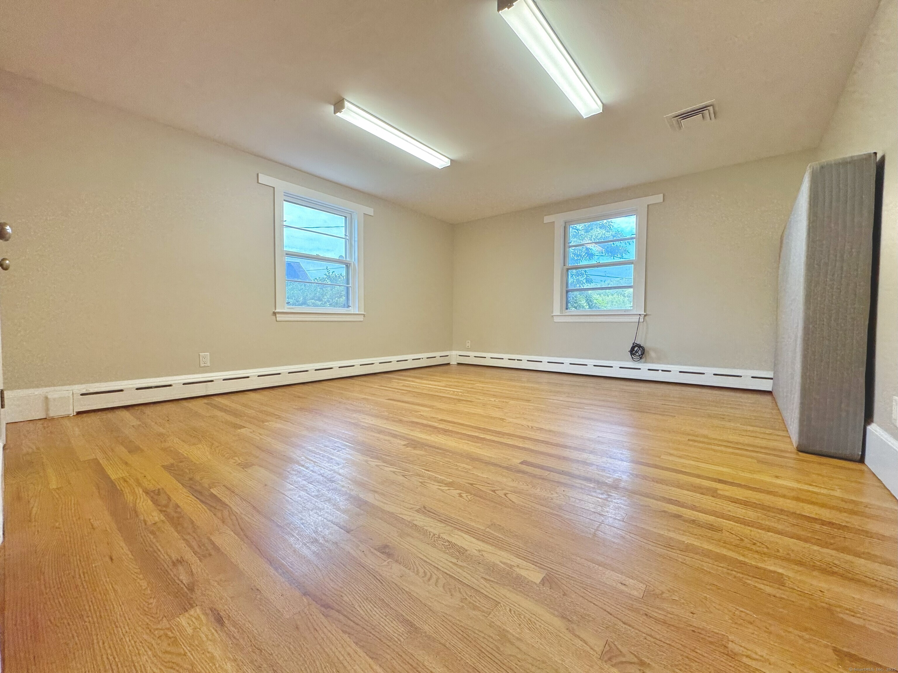 160-184 Wolcott Street