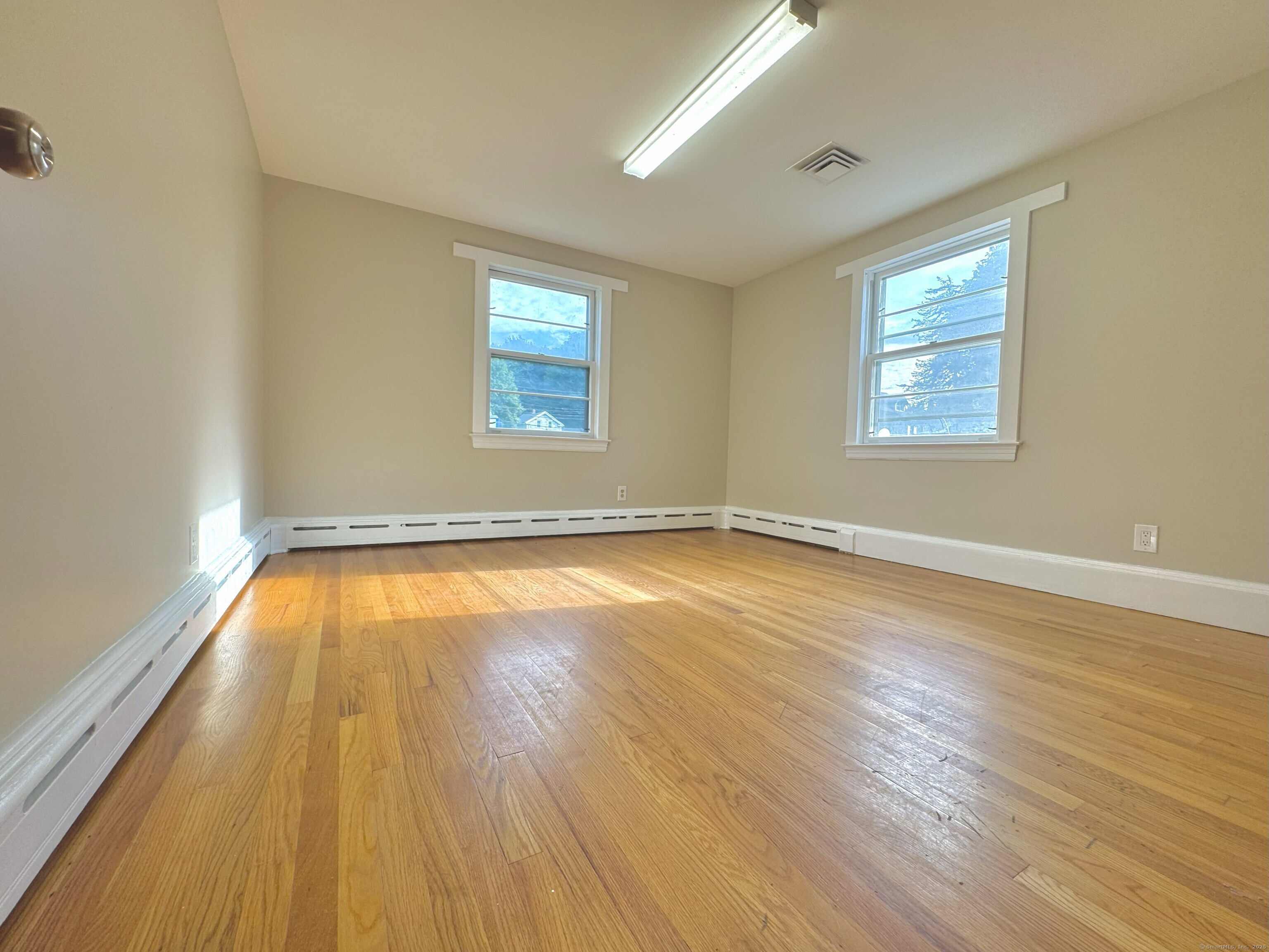 160-184 Wolcott Street