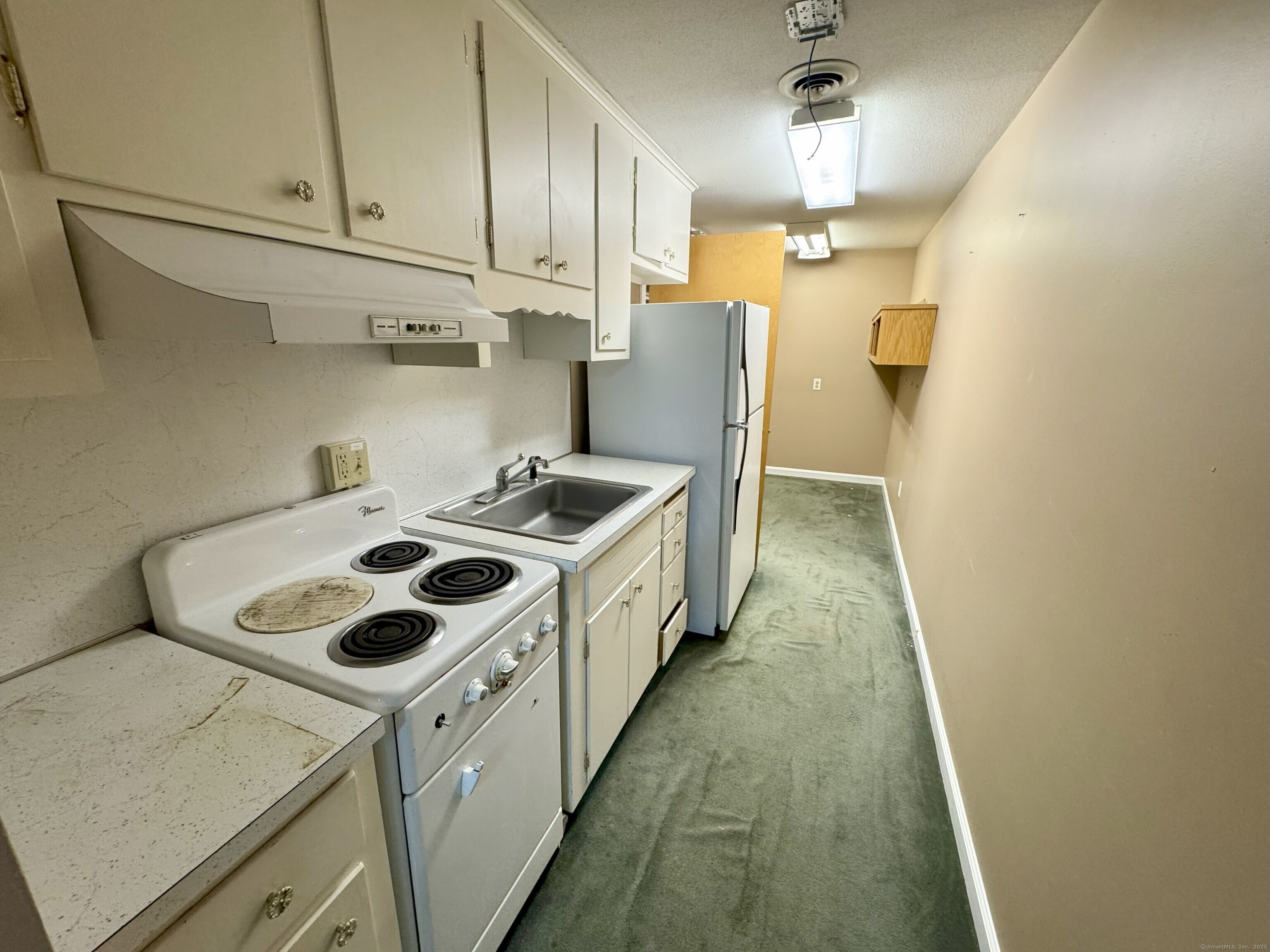 160-184 Wolcott Street
