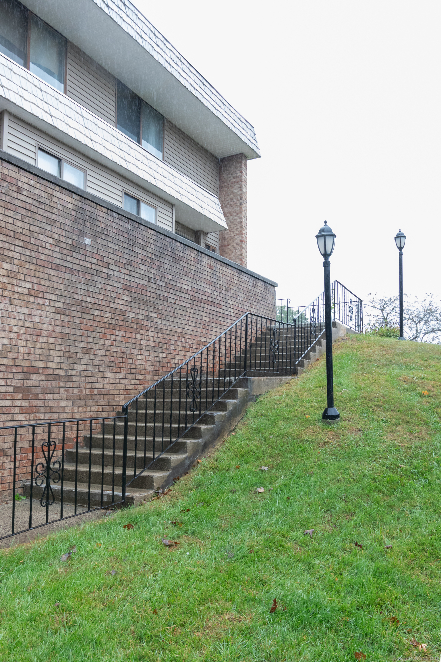 2 Briar Court 2
