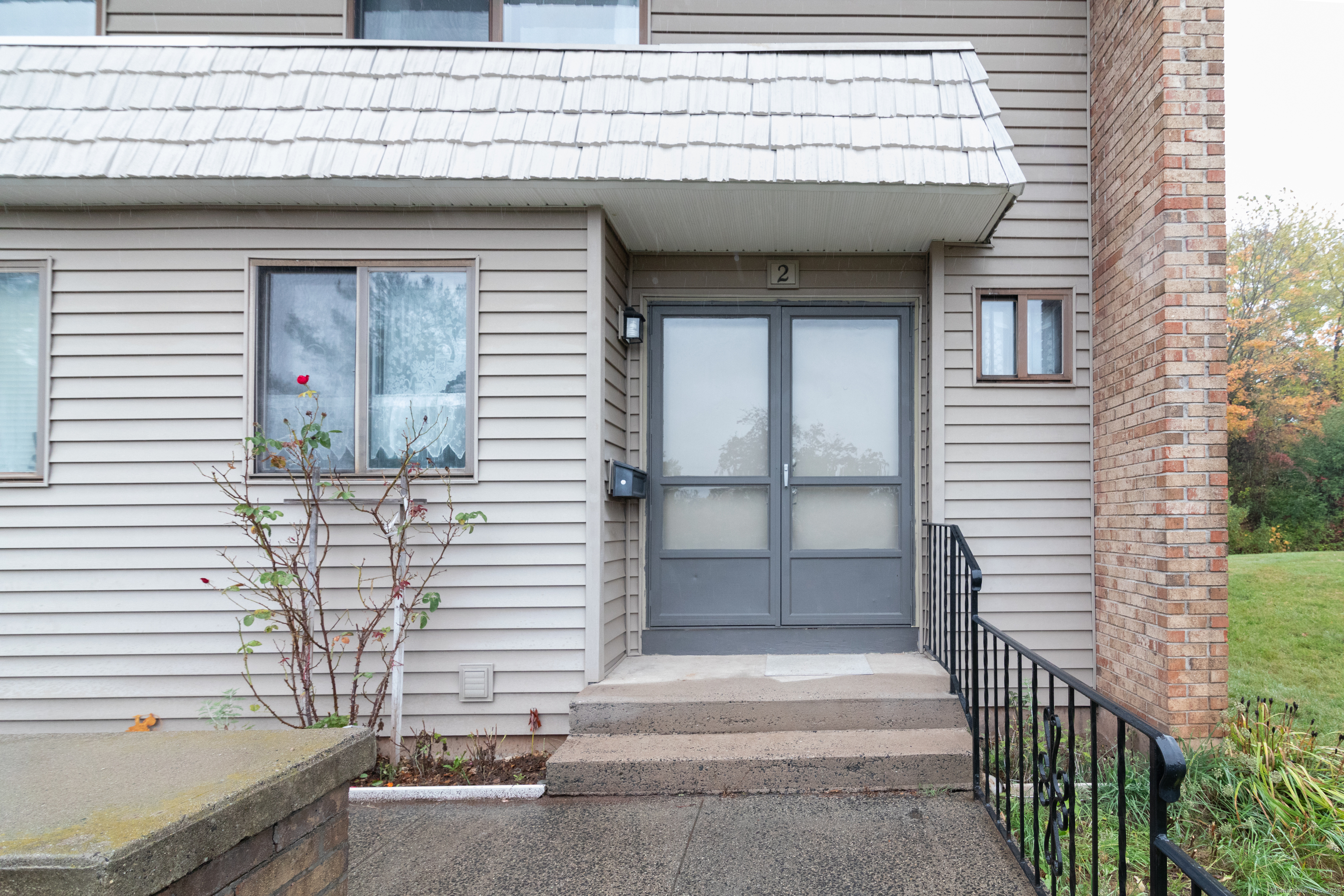 2 Briar Court 2